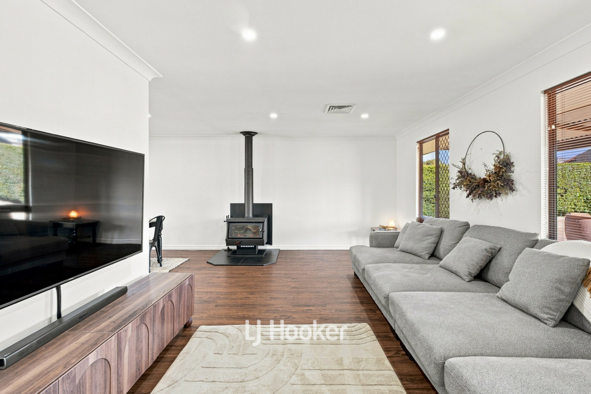 86 Swanstone Street — photo 18 of 30