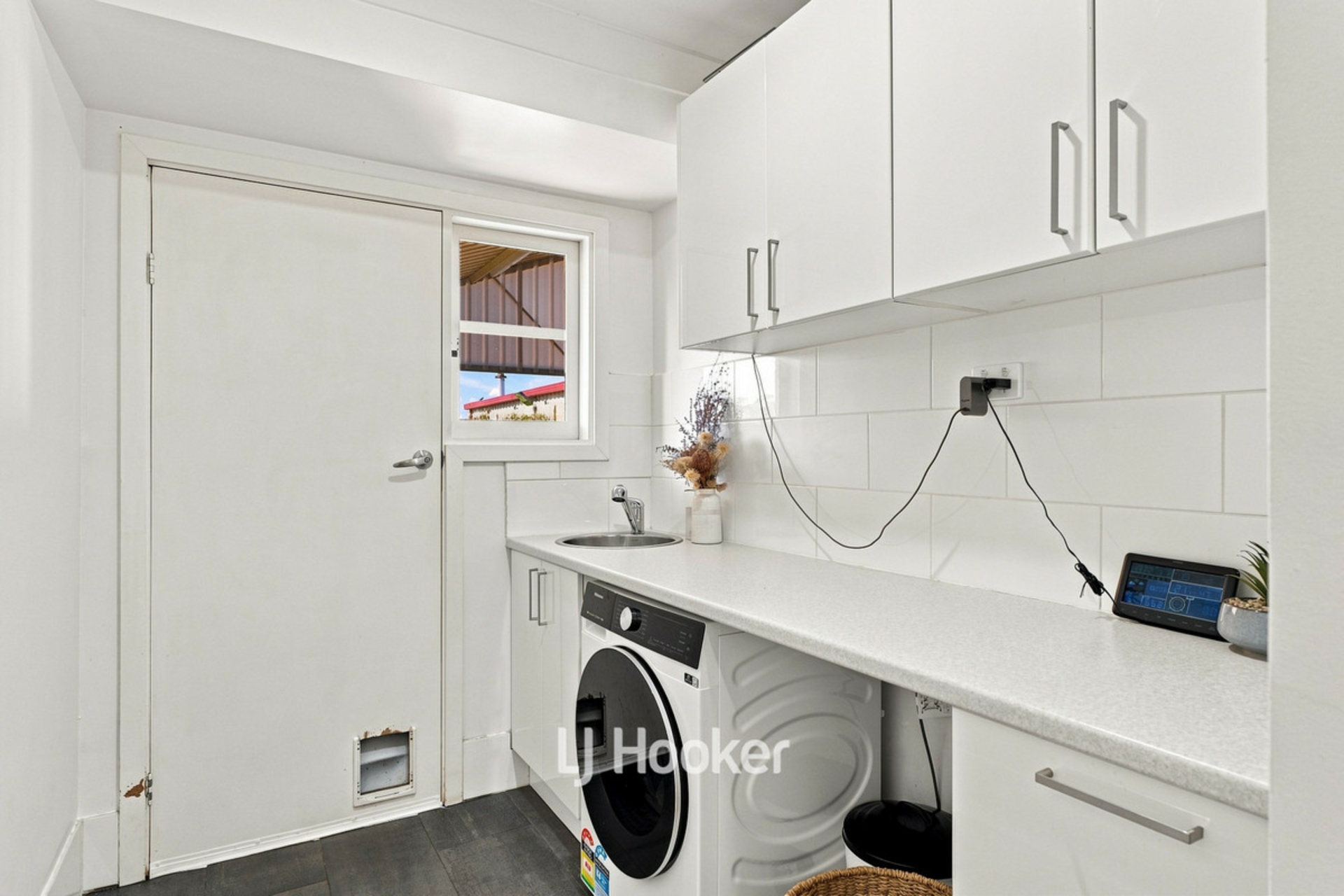 86 Swanstone Street — photo 26 of 30