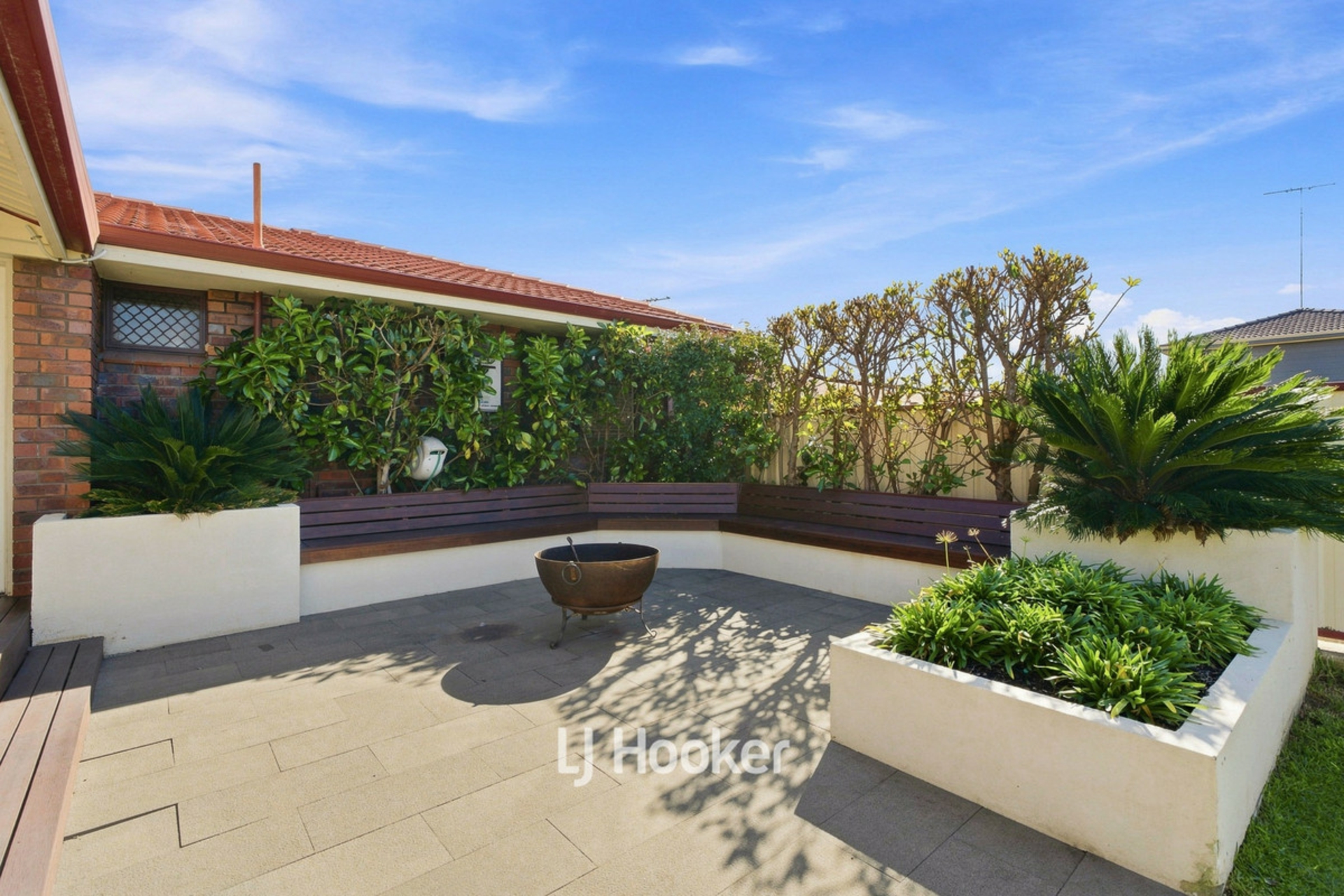 86 Swanstone Street — photo 27 of 30