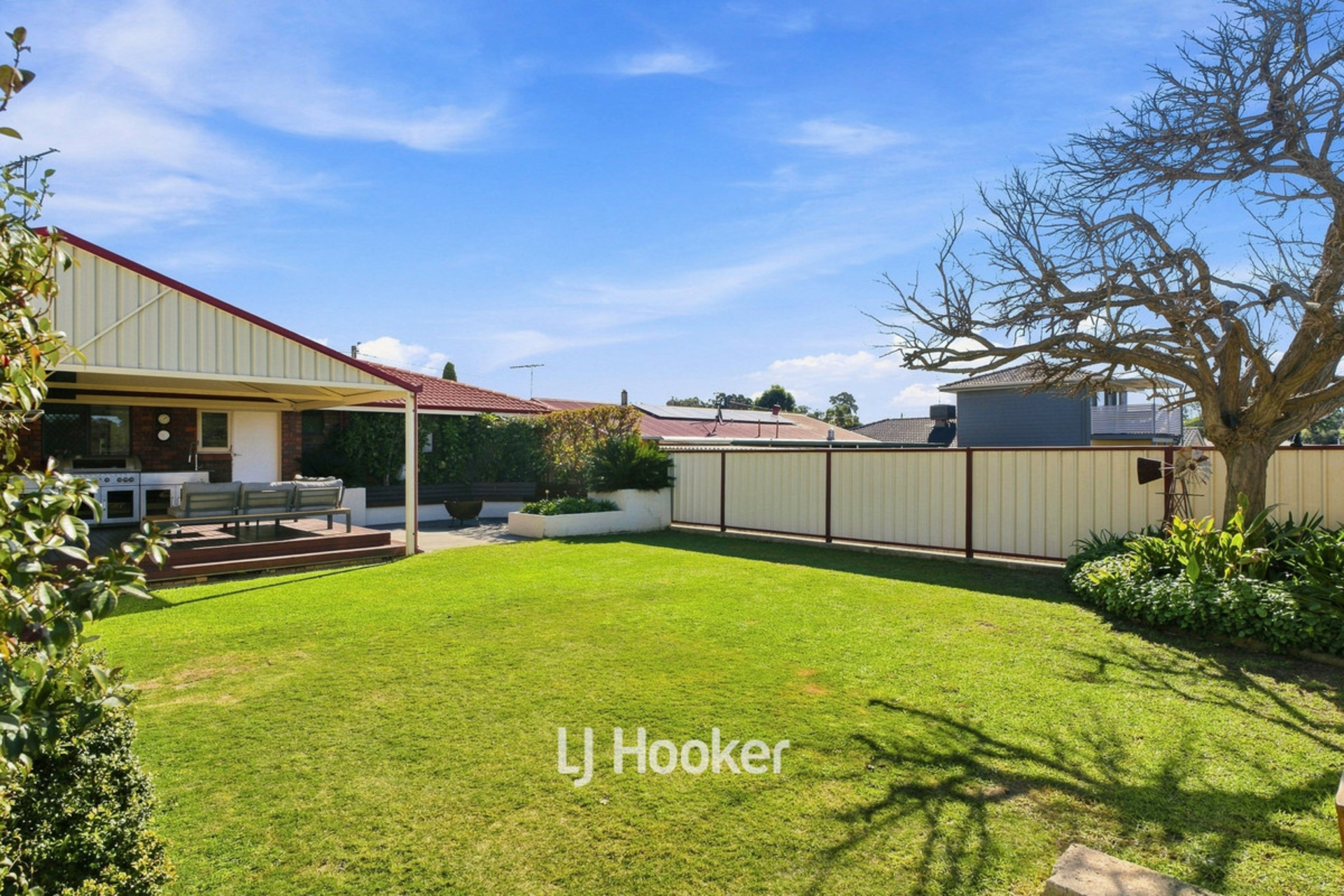 86 Swanstone Street — photo 29 of 30