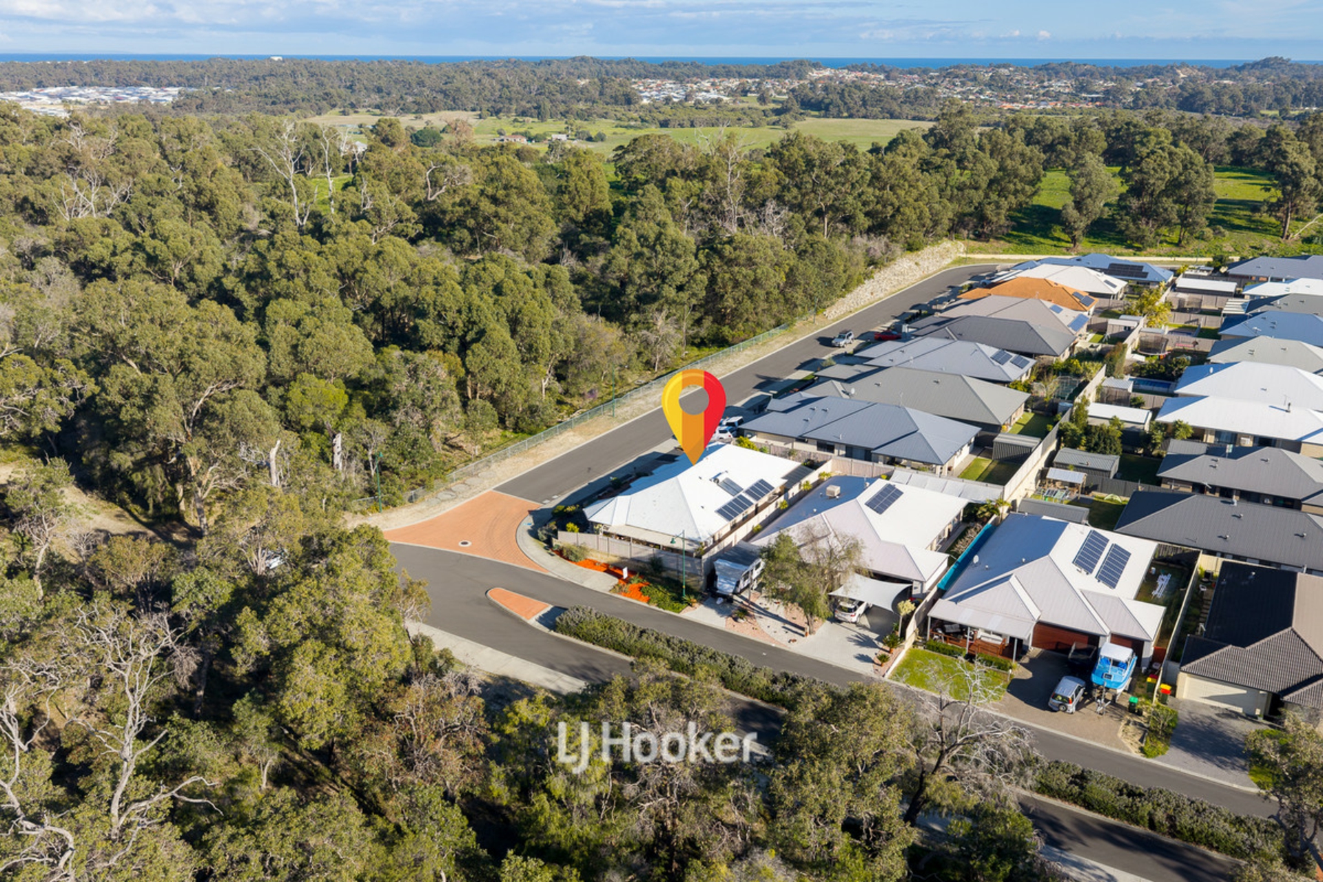 31 Melaleuca Drive — photo 3 of 30