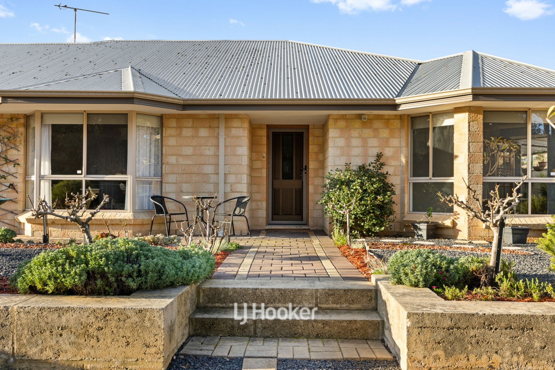 31 Melaleuca Drive — photo 6 of 30