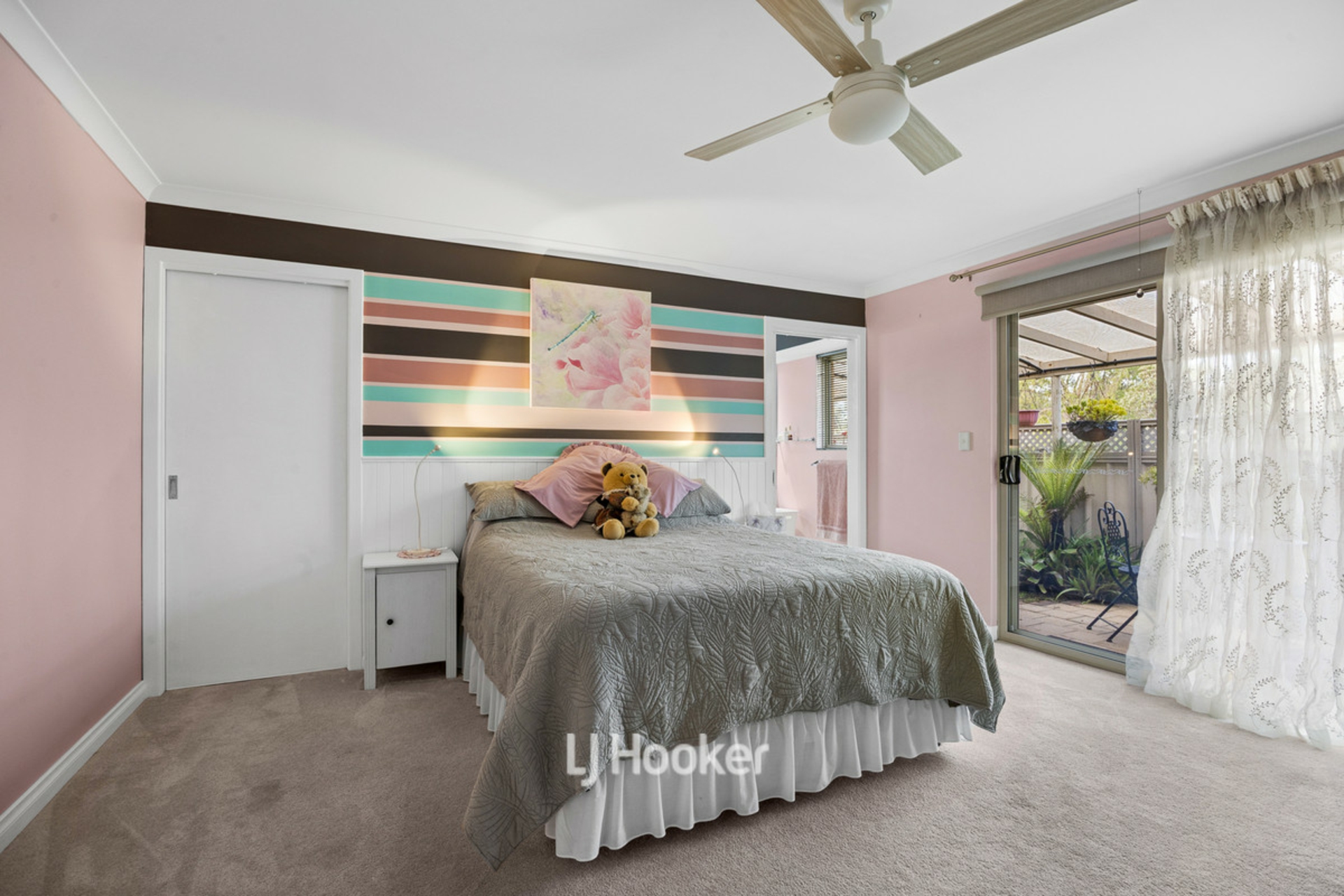 31 Melaleuca Drive — photo 10 of 30