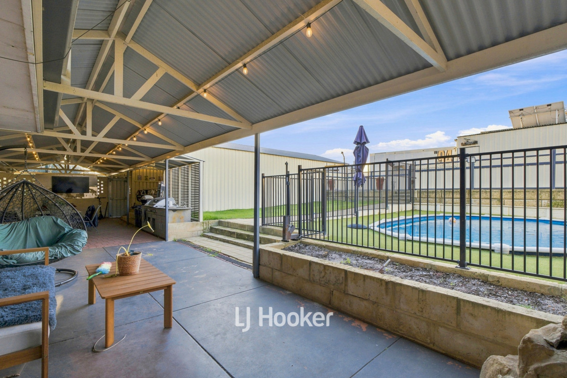 44 Clifton Street — photo 4 of 30
