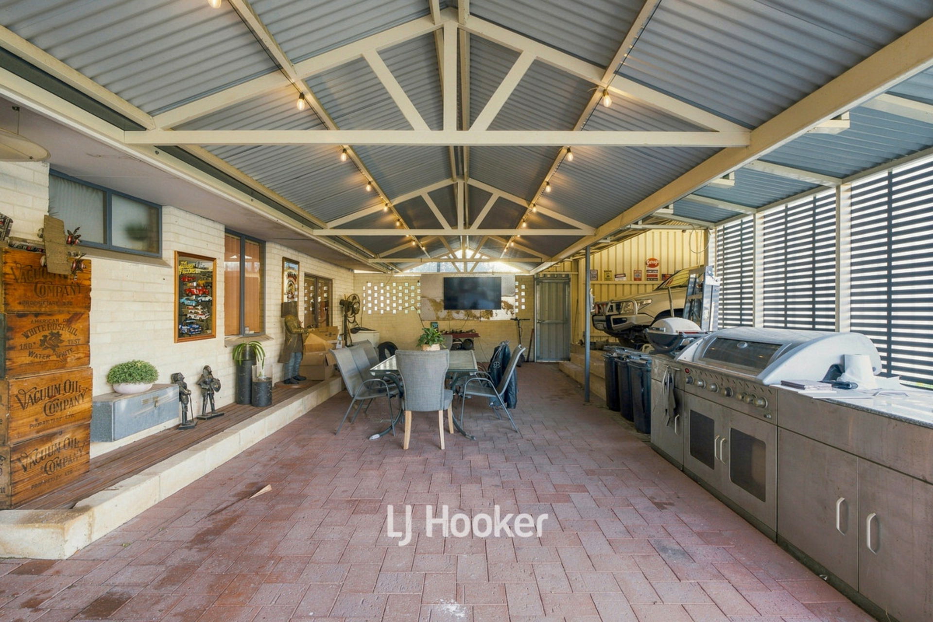 44 Clifton Street — photo 6 of 30