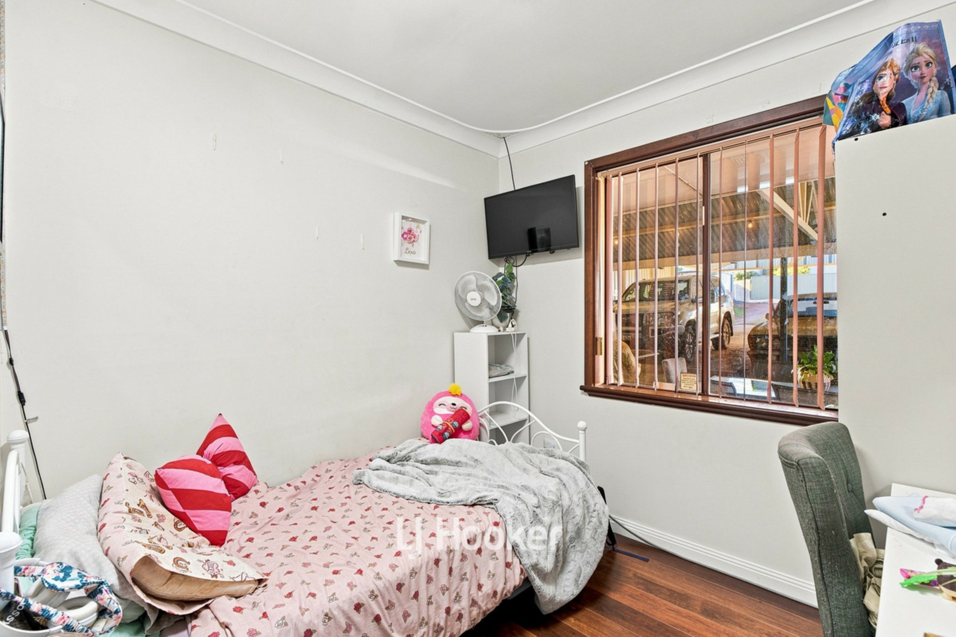 44 Clifton Street — photo 18 of 30
