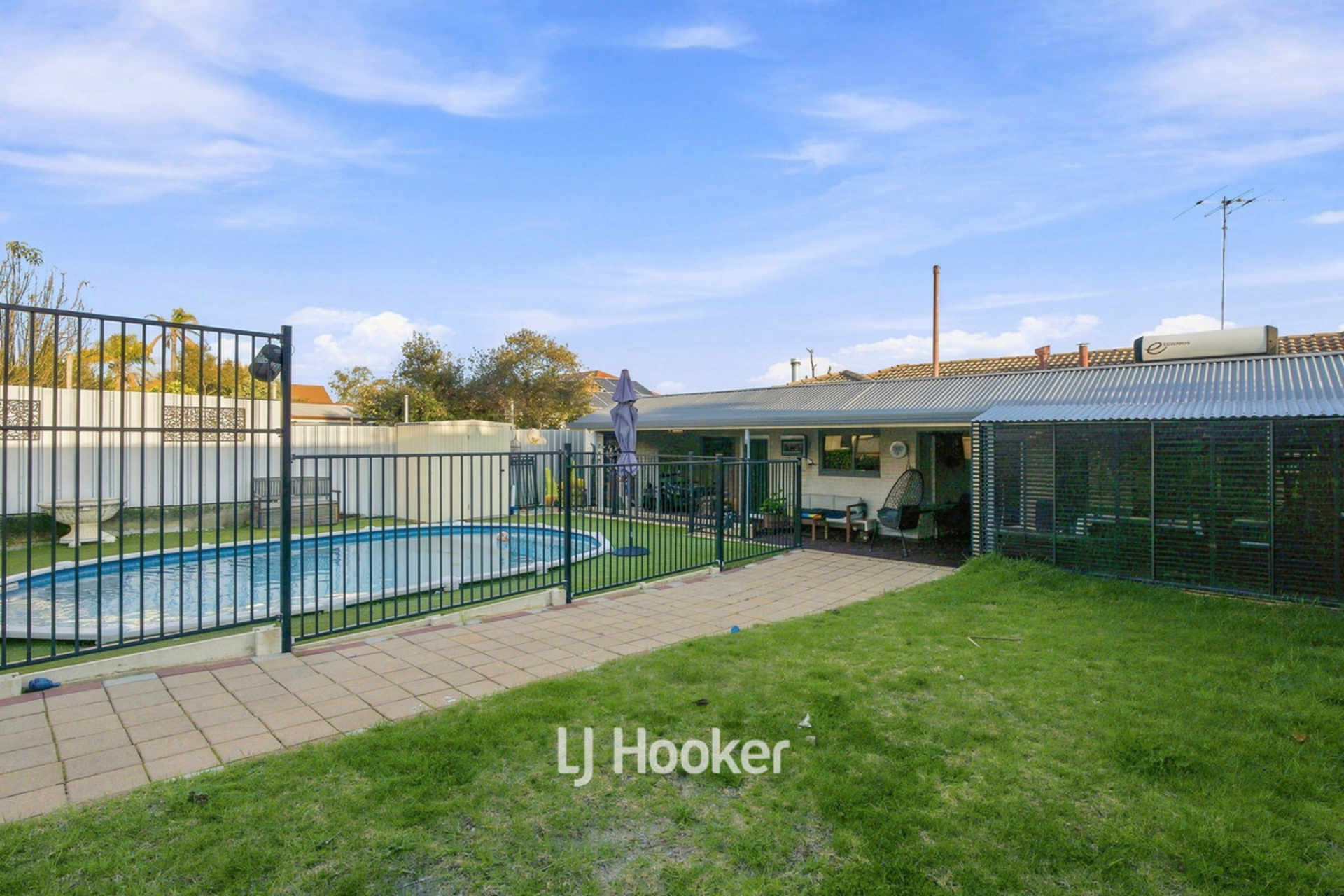 44 Clifton Street — photo 25 of 30