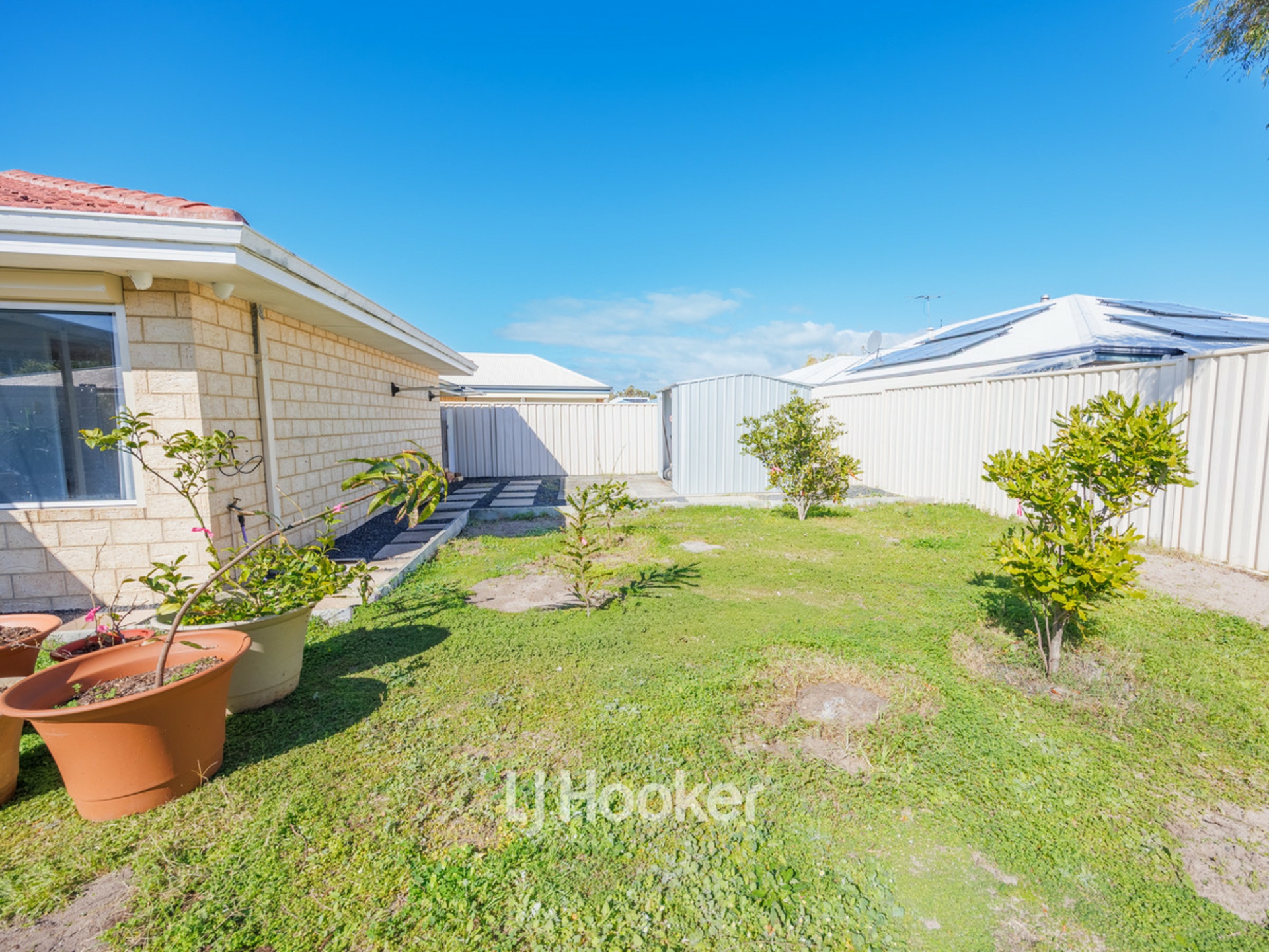 16 Willmott Street — photo 13 of 16
