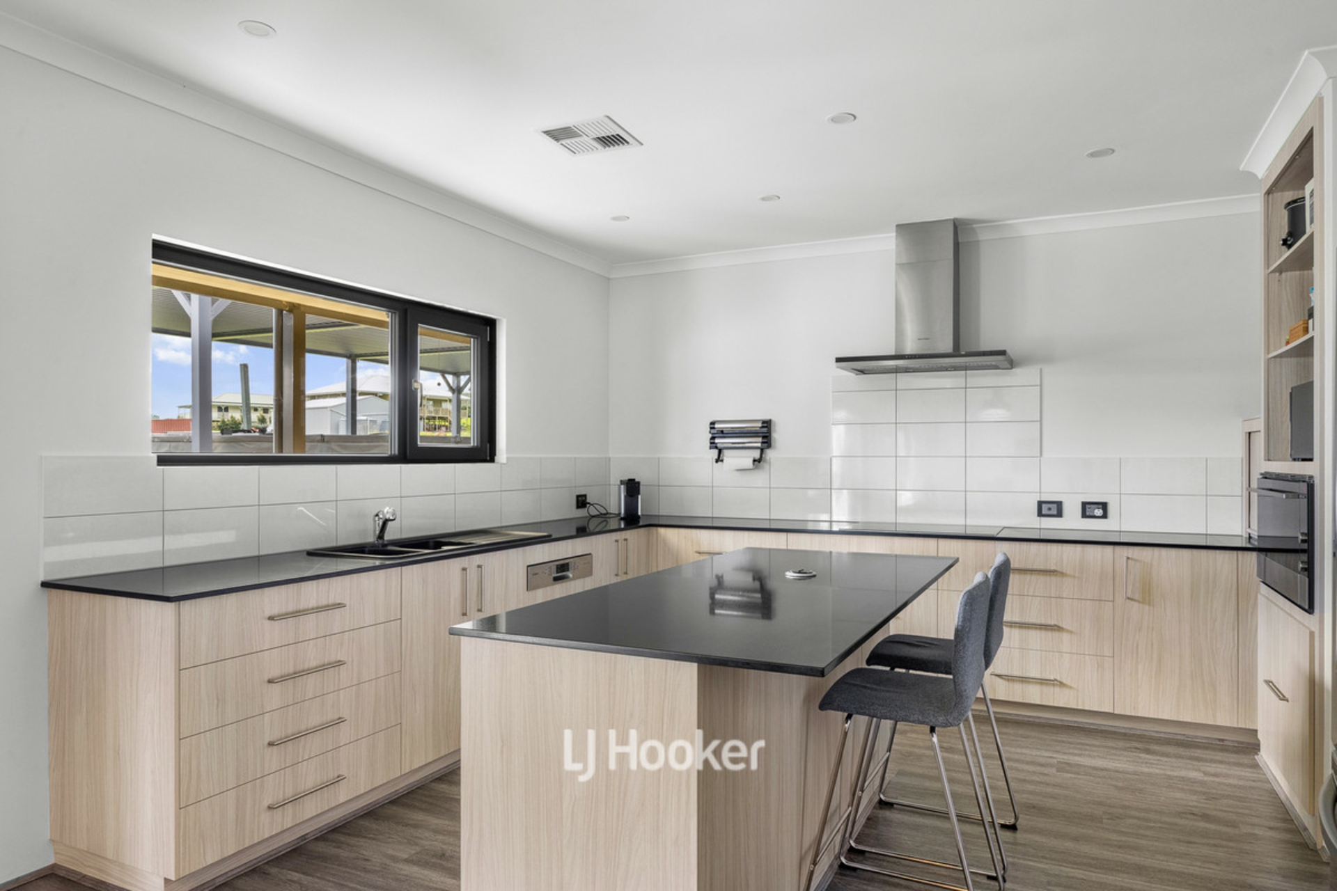 81 Waterloo Road — photo 6 of 30