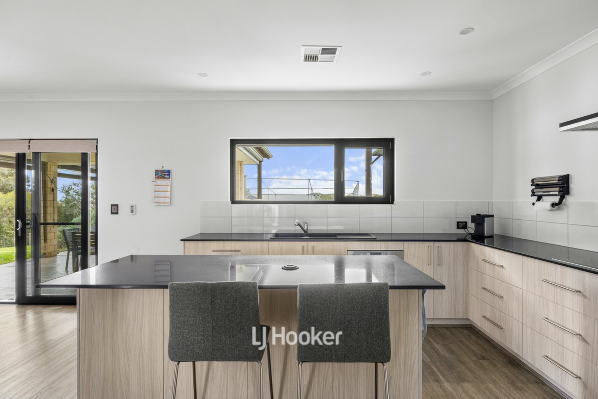 81 Waterloo Road — photo 8 of 30
