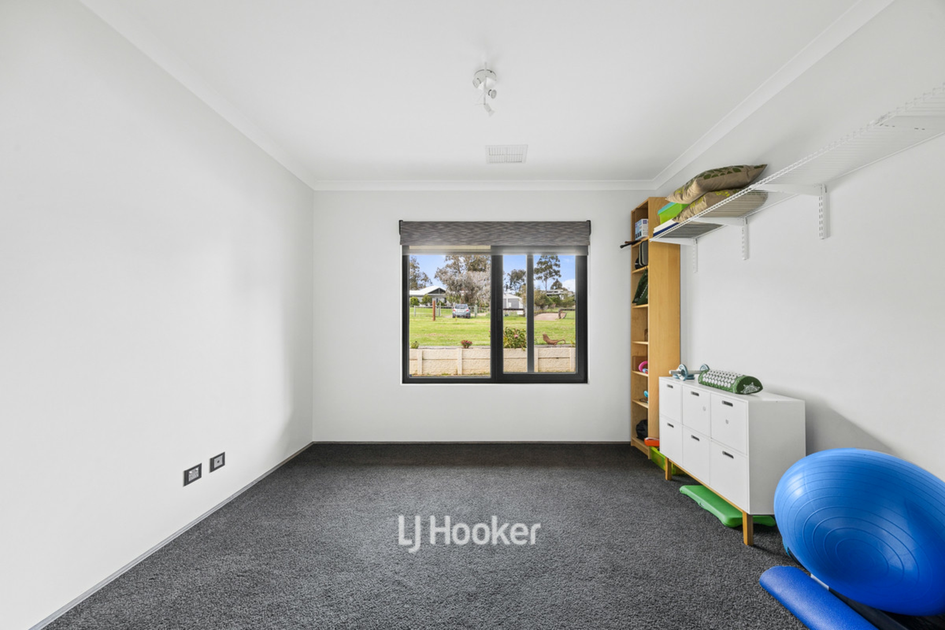 81 Waterloo Road — photo 17 of 30