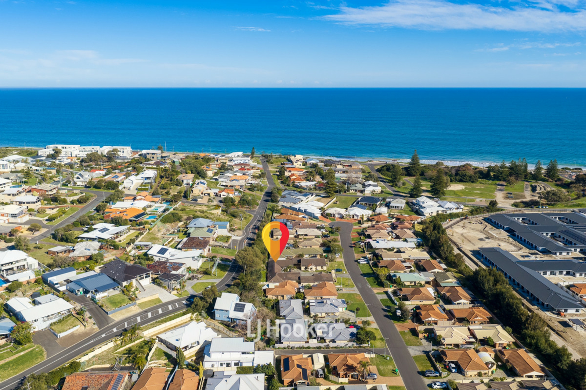 15D Seashore Mews — photo from LJ Hooker Property South West WA
