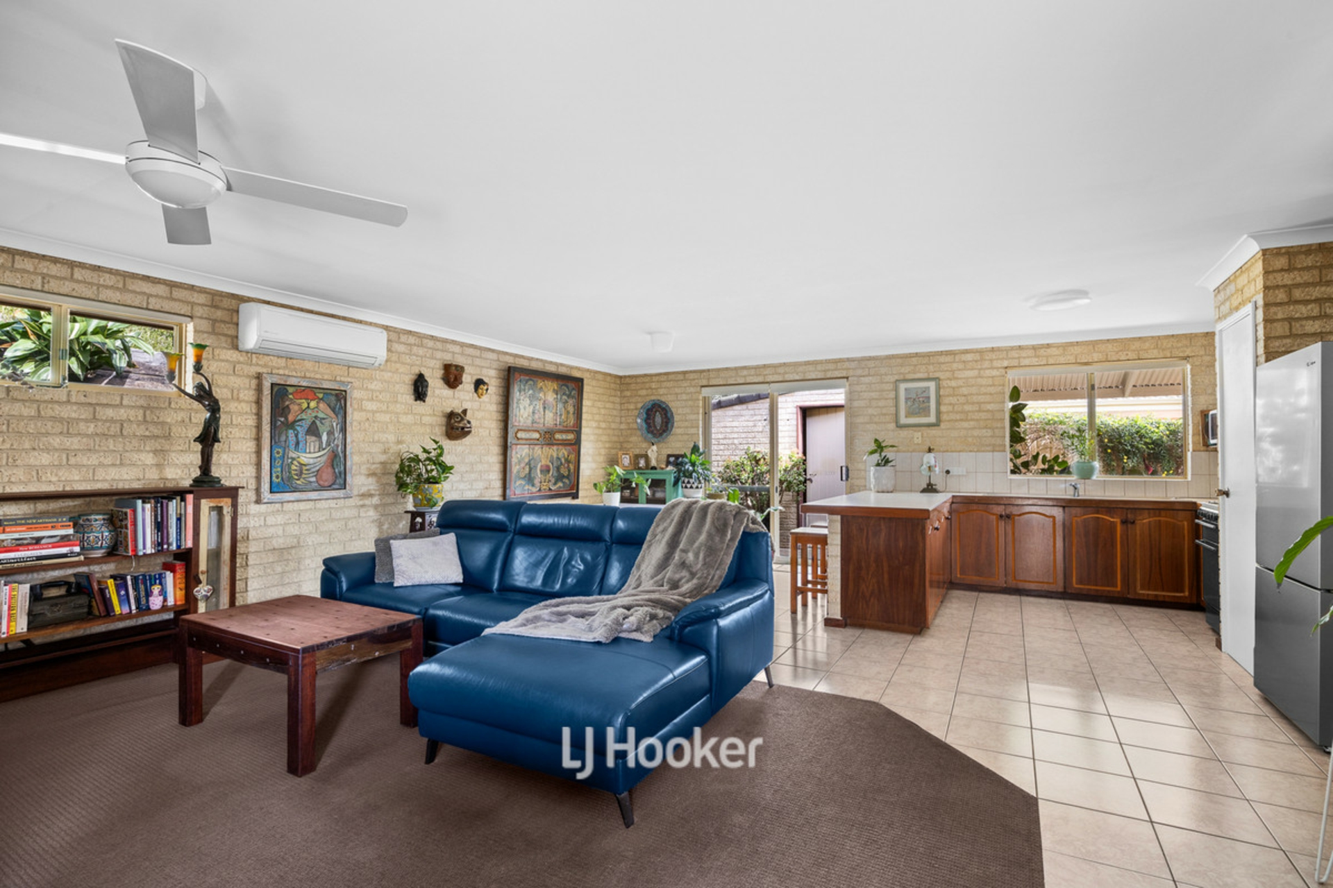 15D Seashore Mews — photo 4 of 26
