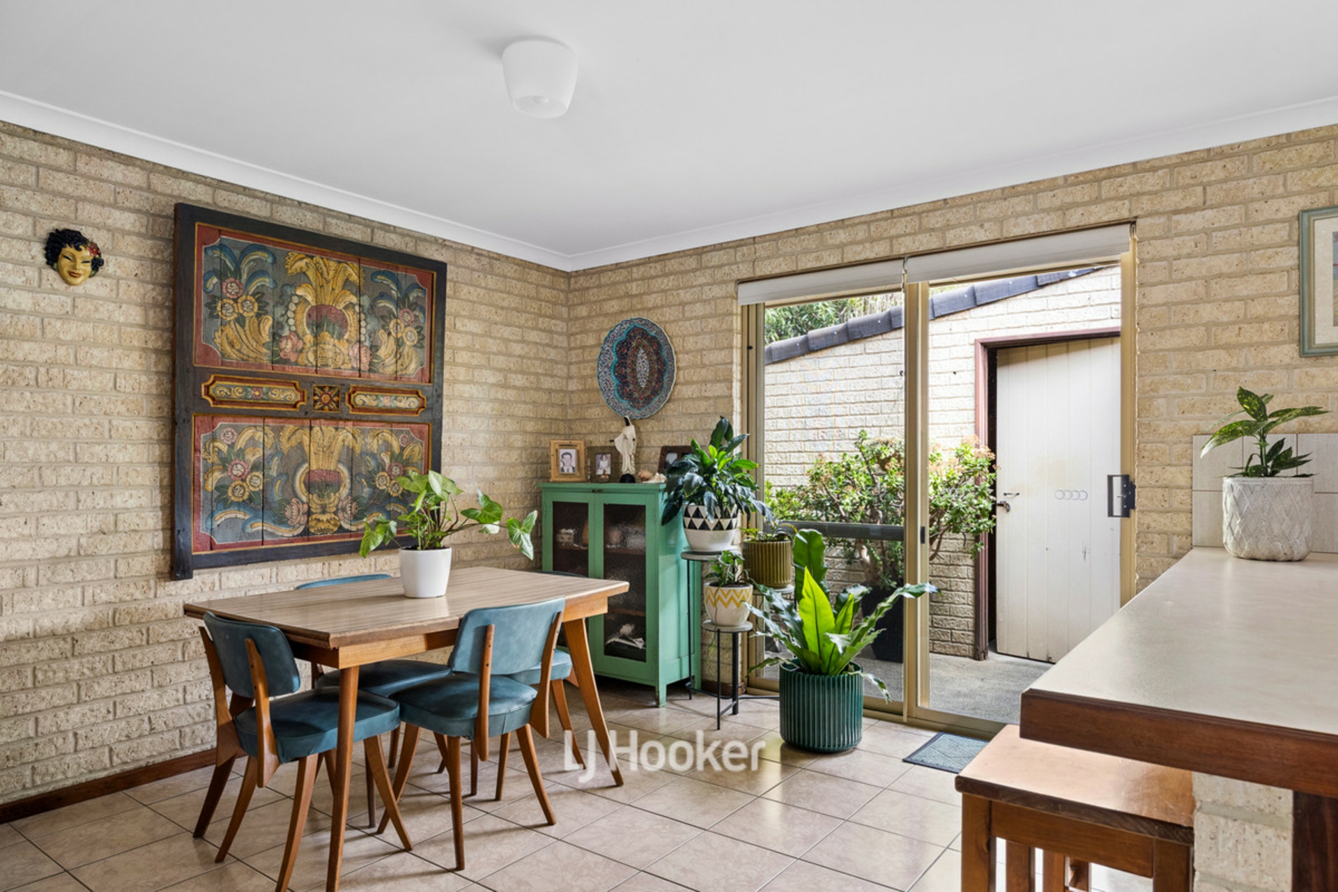 15D Seashore Mews — photo 7 of 26