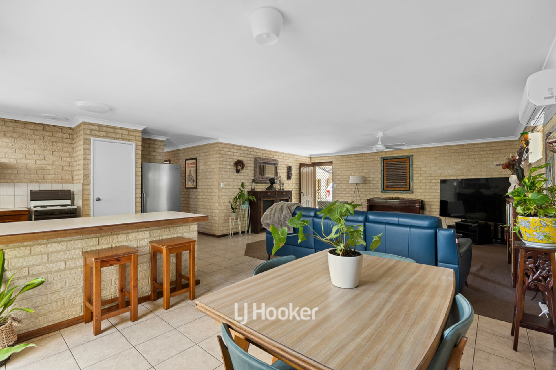 15D Seashore Mews — photo 14 of 26