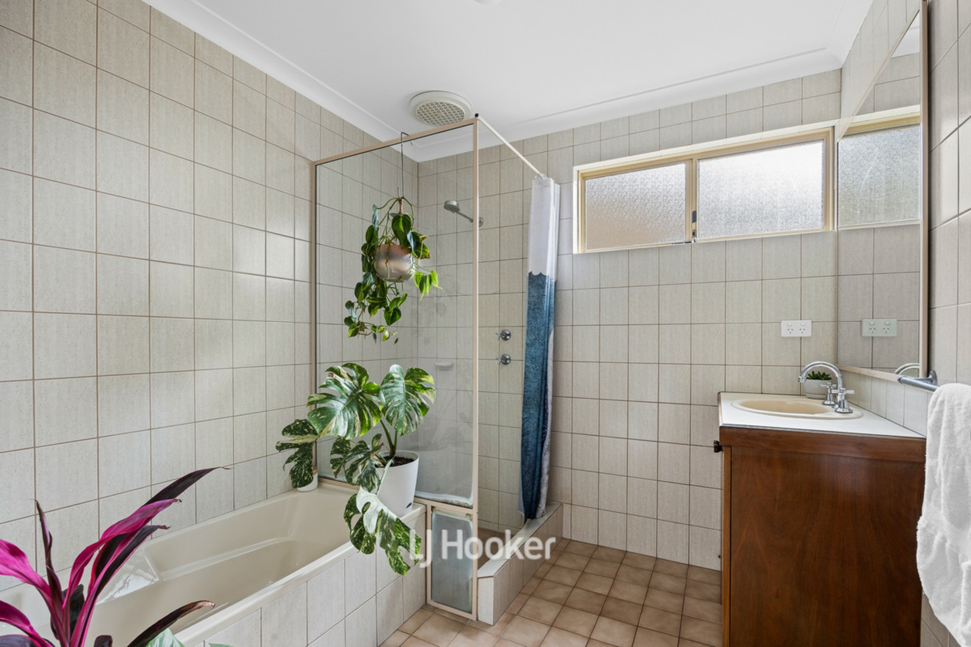 15D Seashore Mews — photo 19 of 26