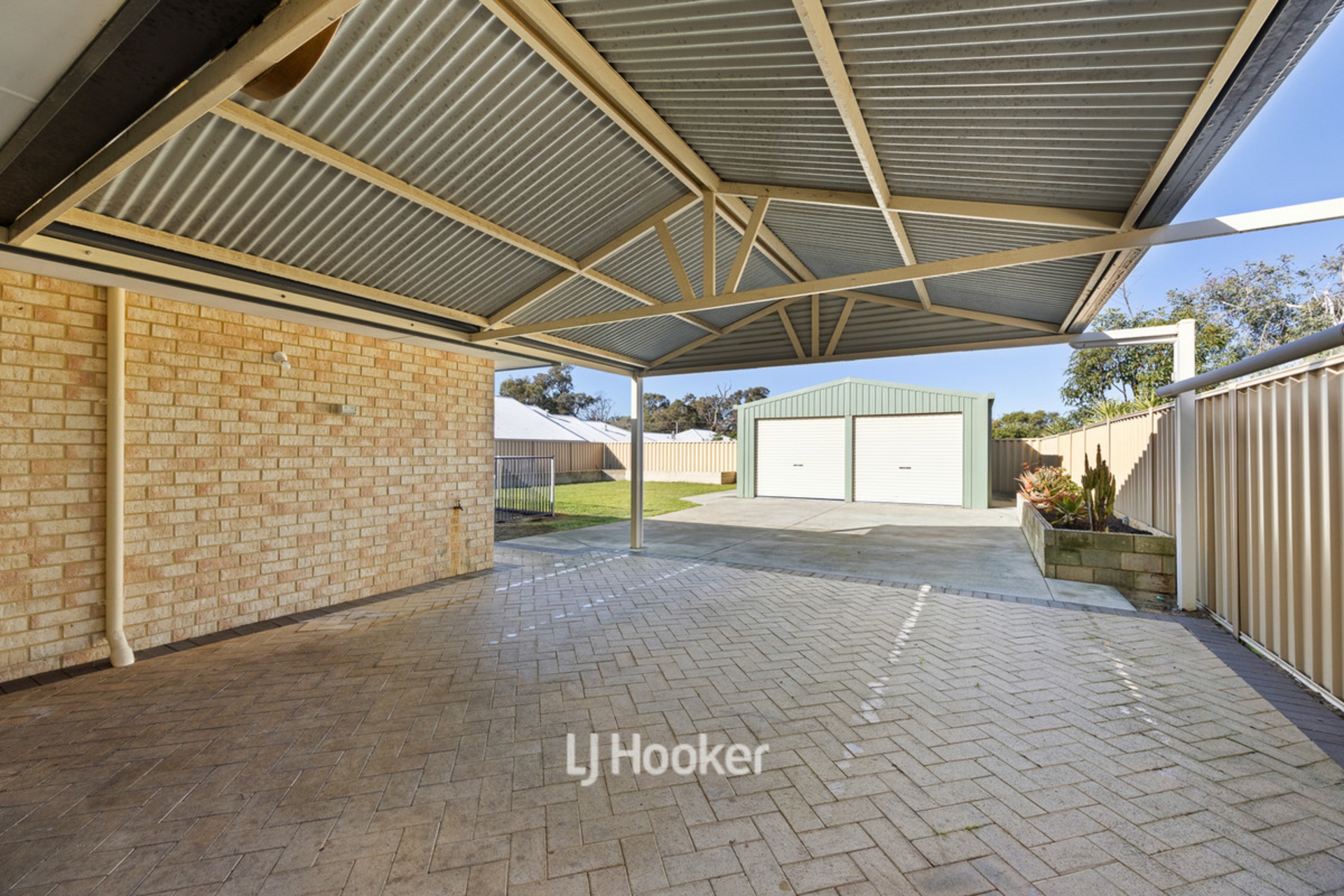 3 Trent Way — photo from LJ Hooker Property South West WA