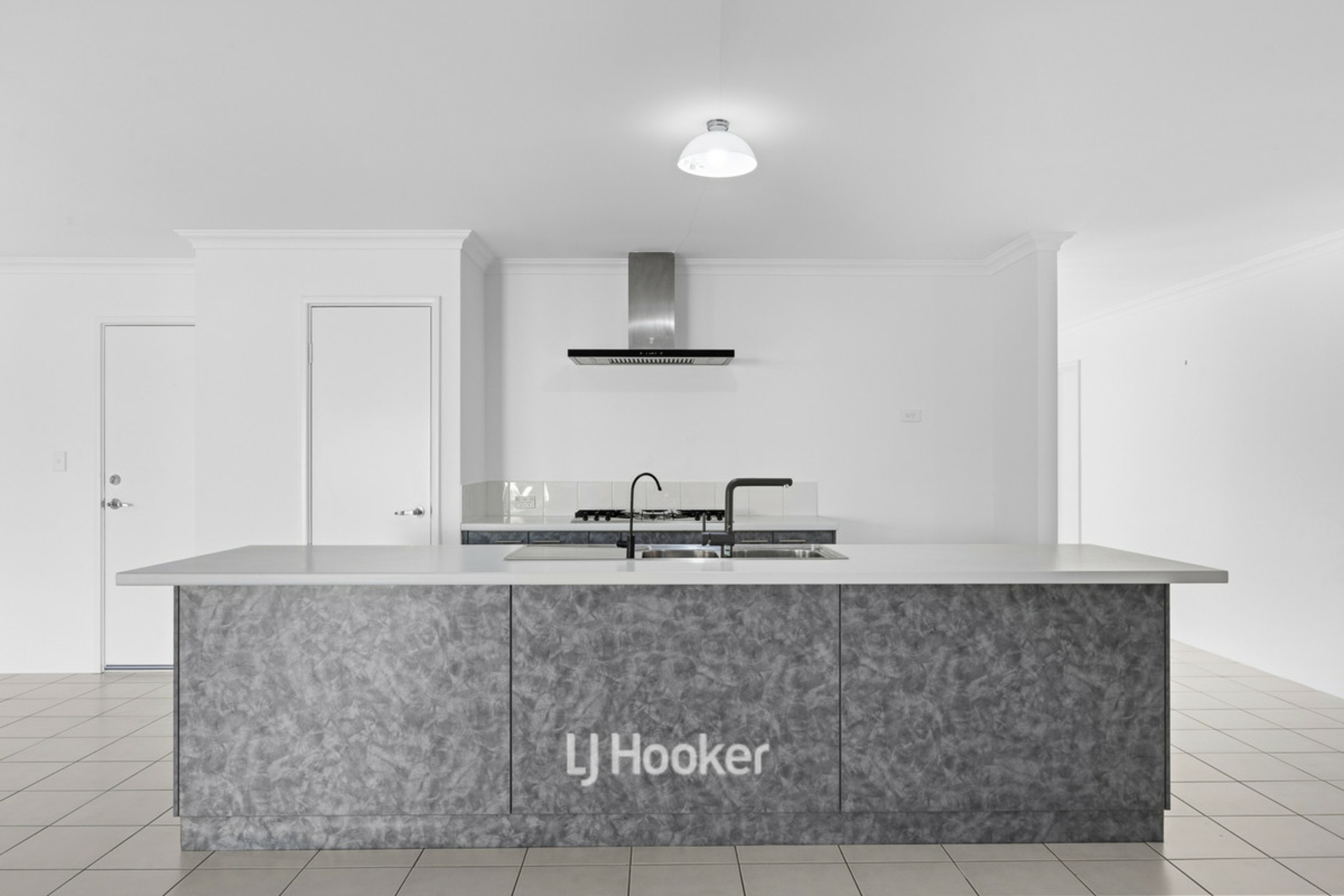 3 Trent Way — photo 14 of 27