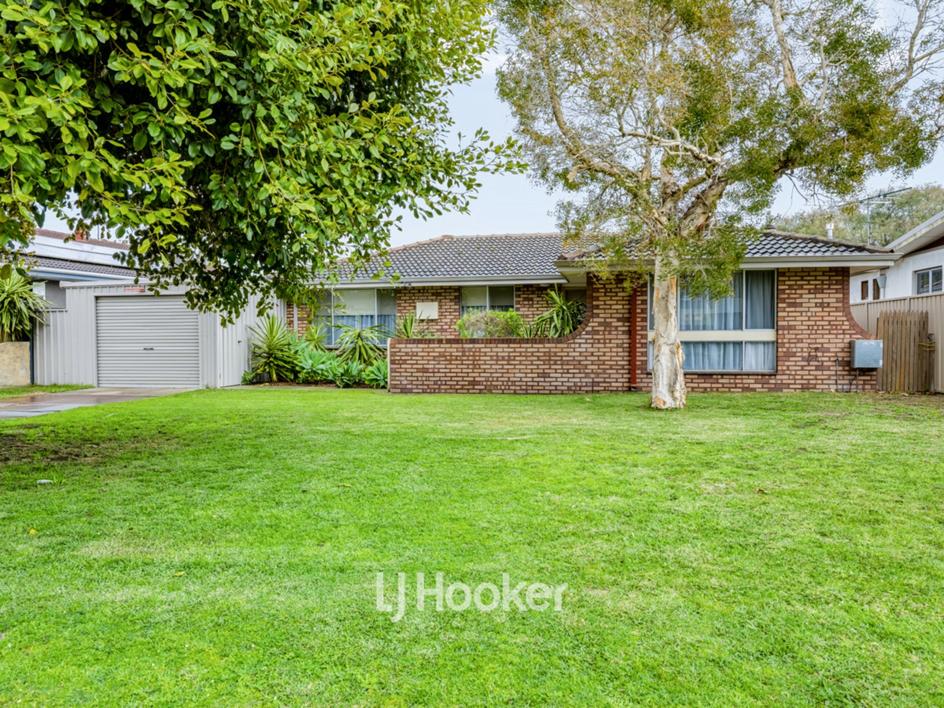 7 Coates Street — photo from LJ Hooker Property South West WA