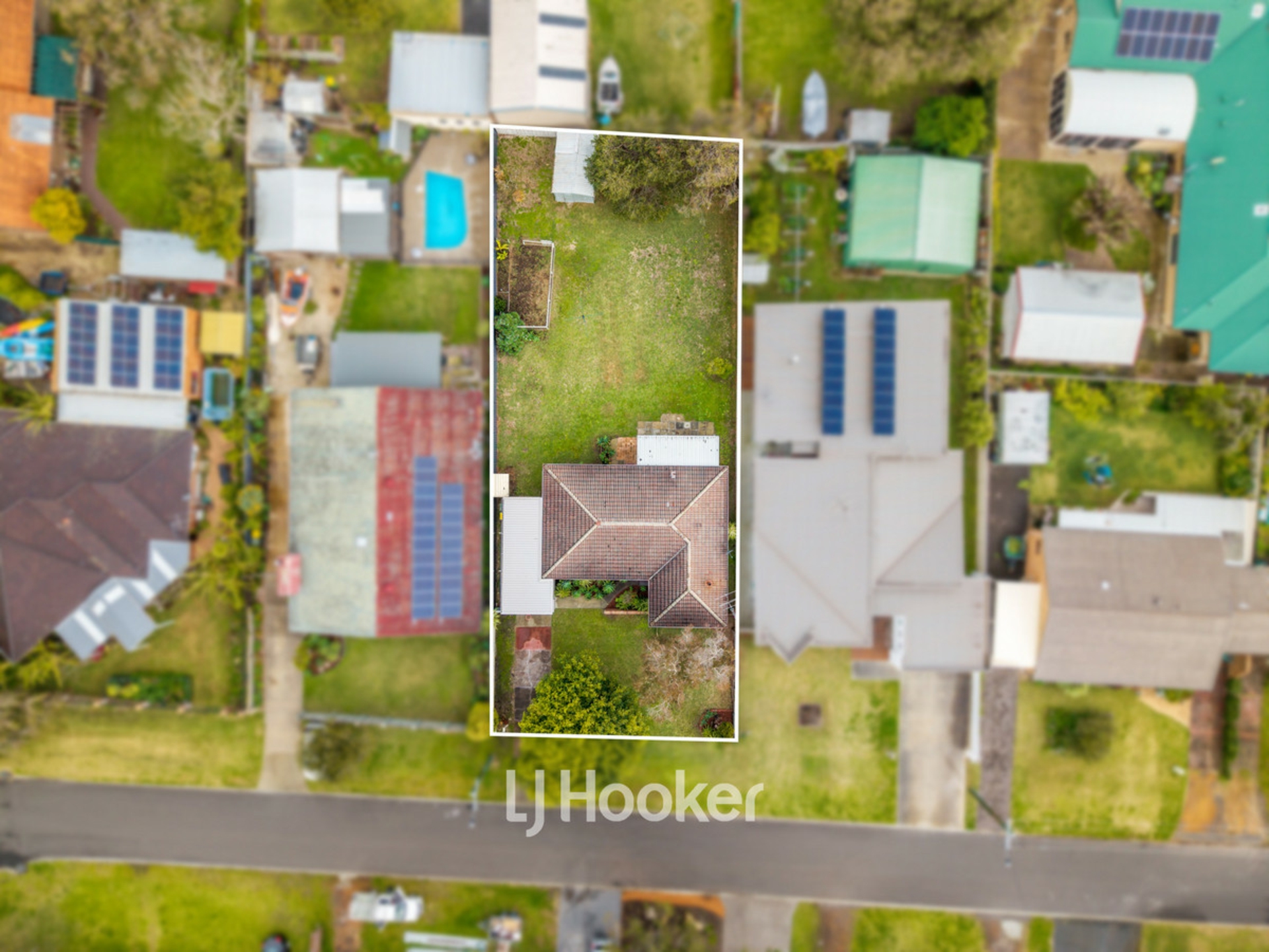 7 Coates Street — photo 2 of 15