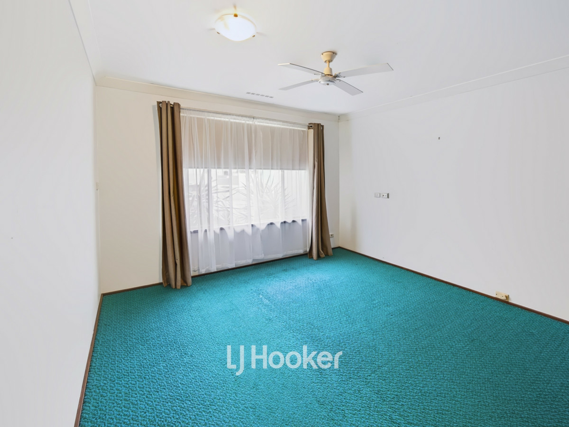 7 Coates Street — photo 8 of 15