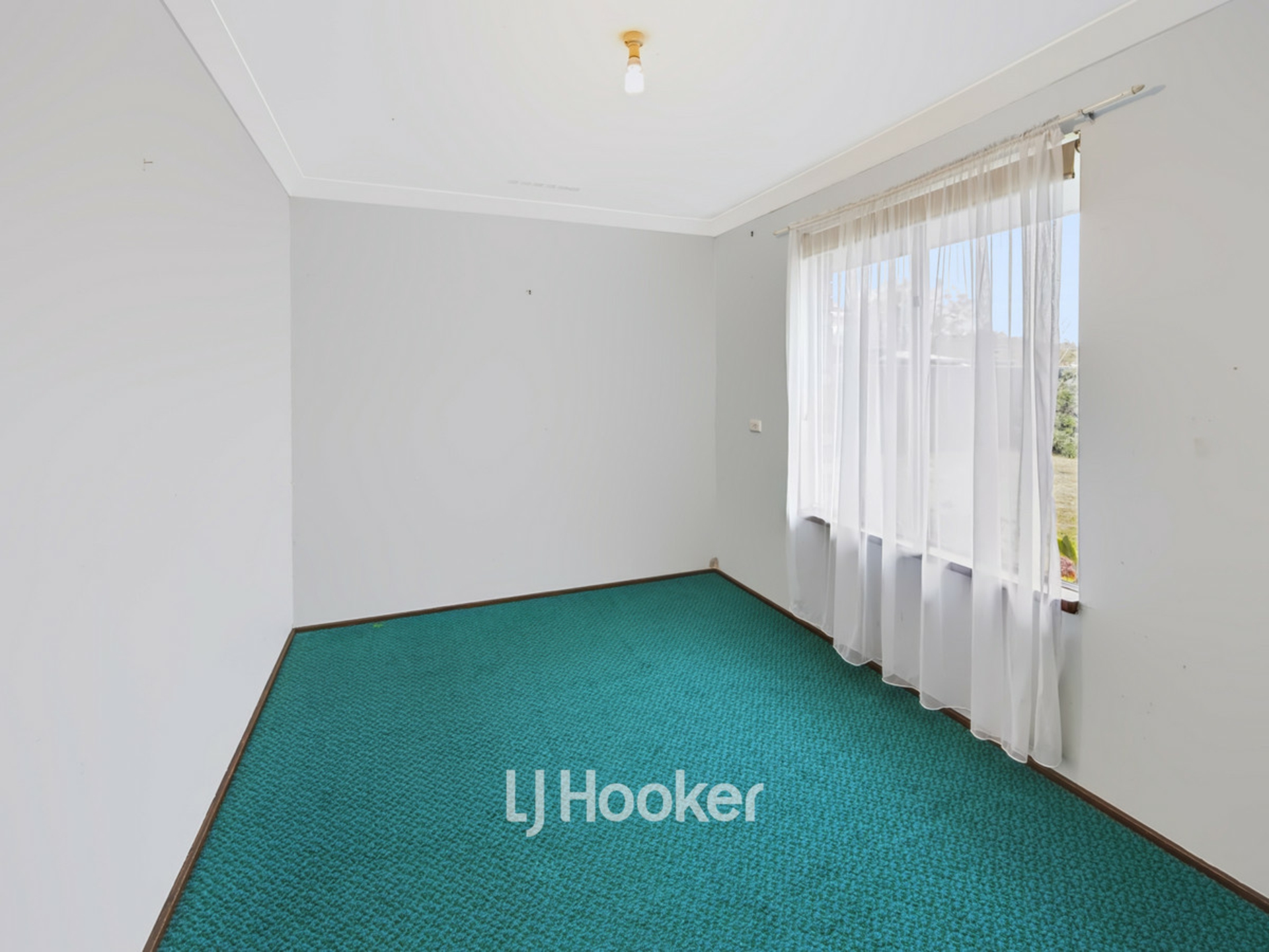 7 Coates Street — photo 9 of 15