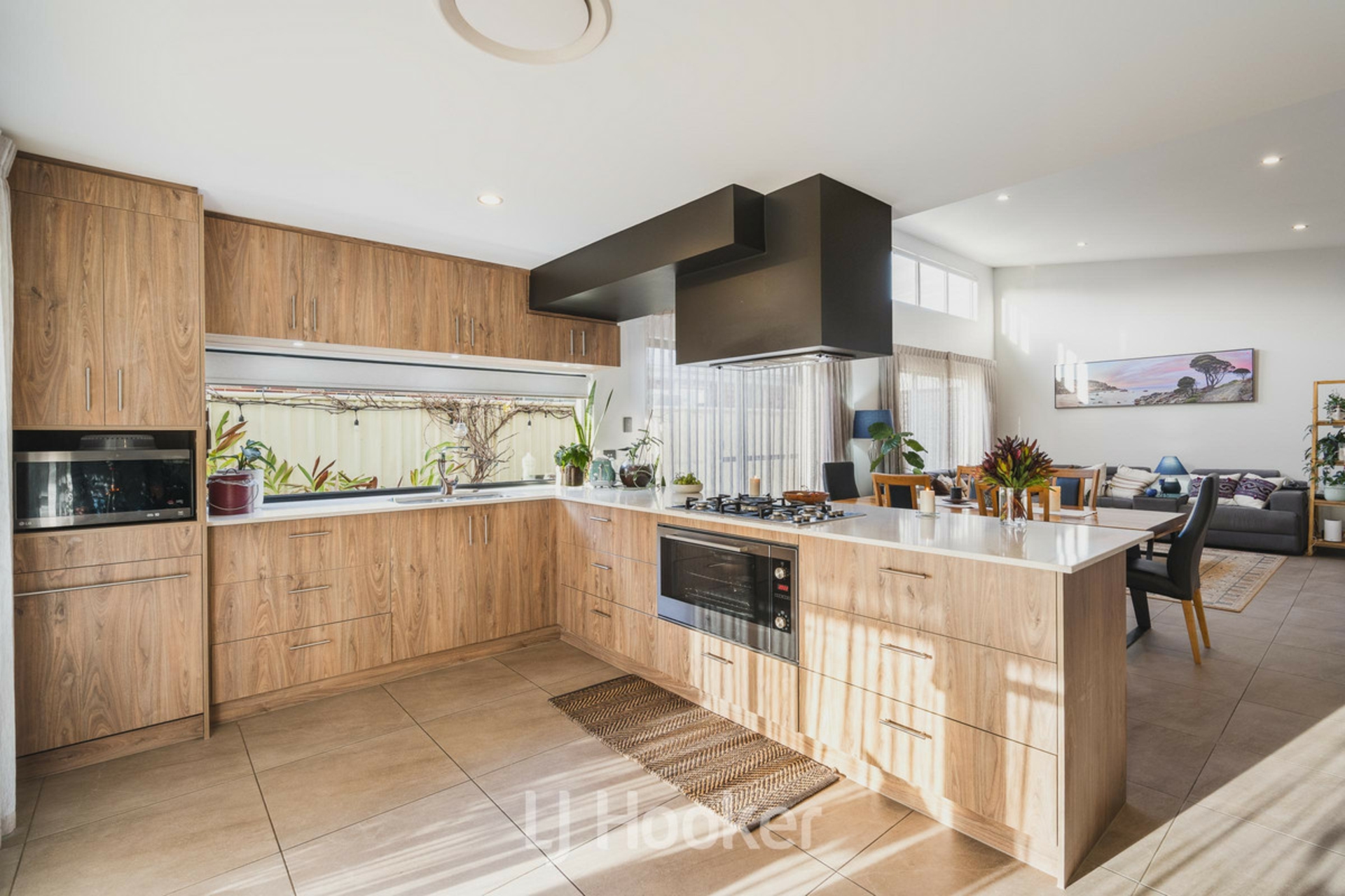 7 Cabot Close — photo 7 of 26