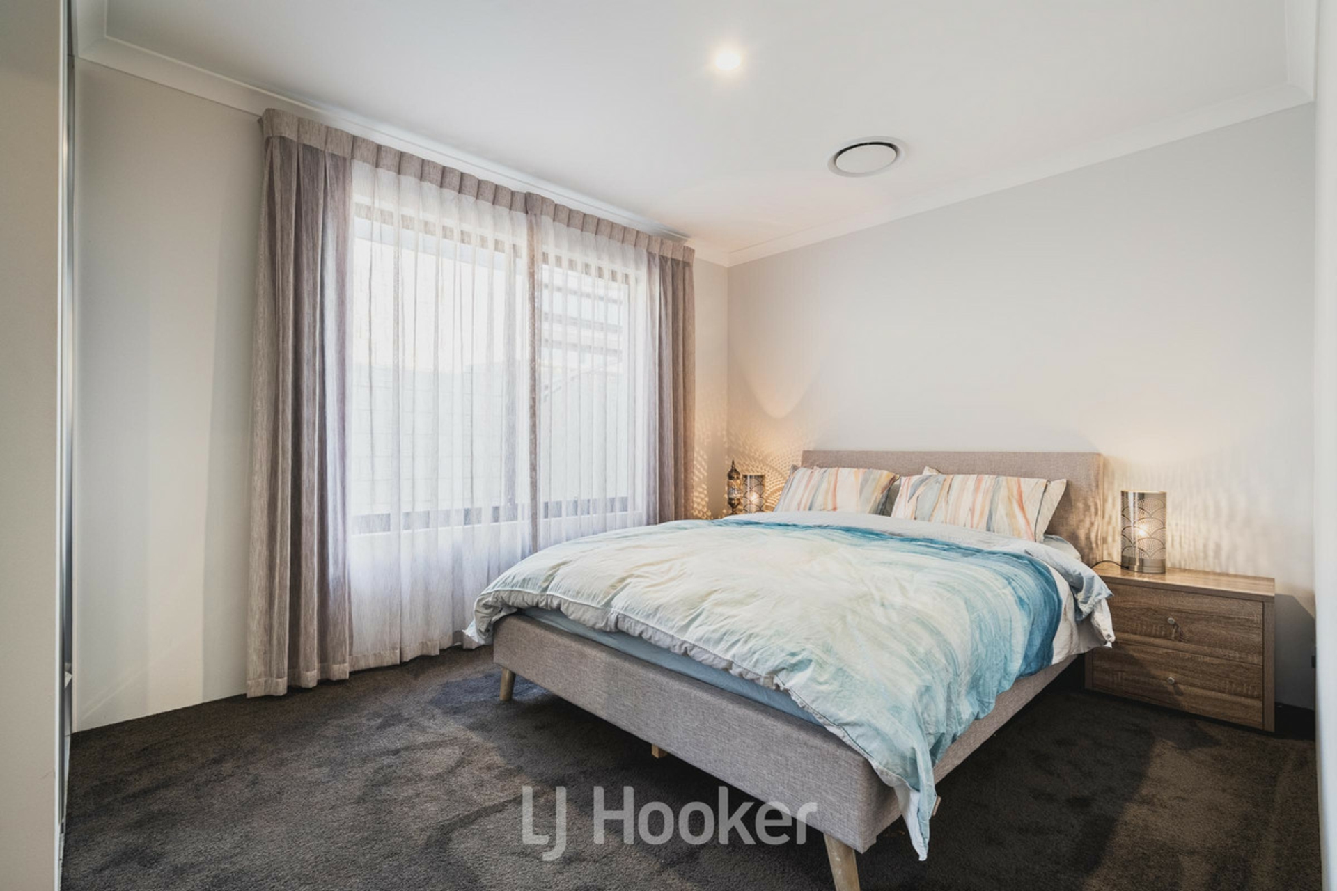 7 Cabot Close — photo 15 of 26