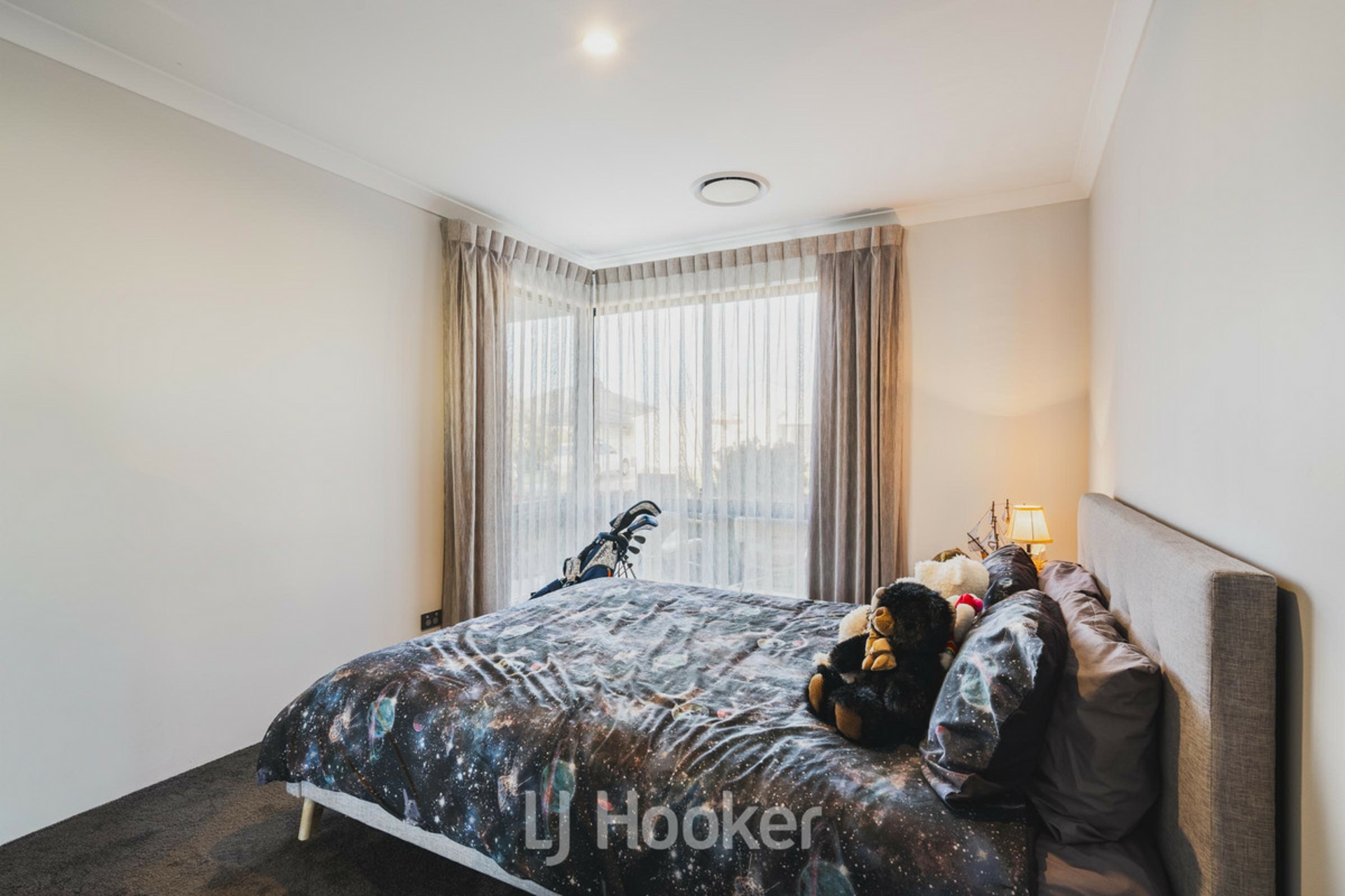 7 Cabot Close — photo 16 of 26