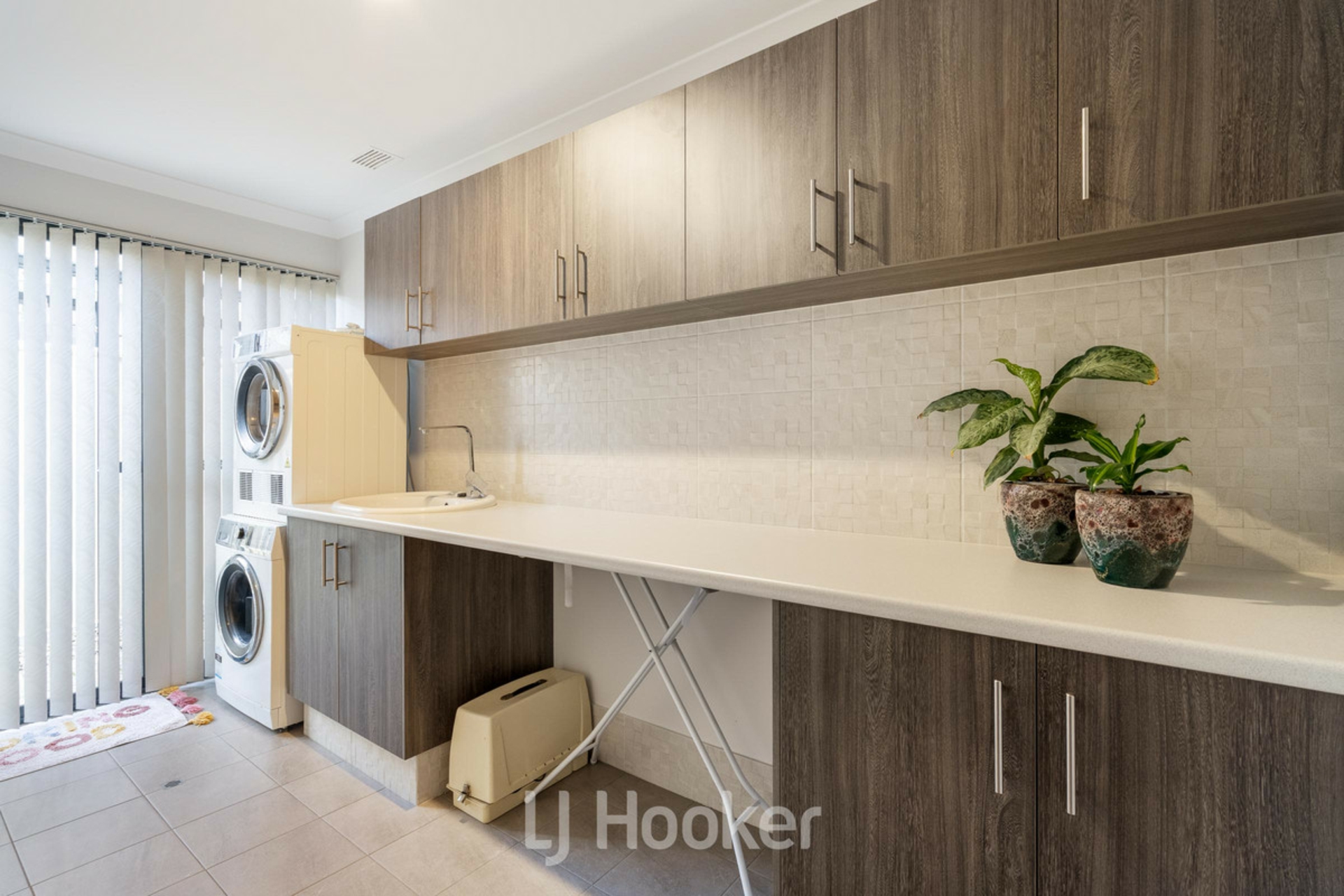 7 Cabot Close — photo 20 of 26