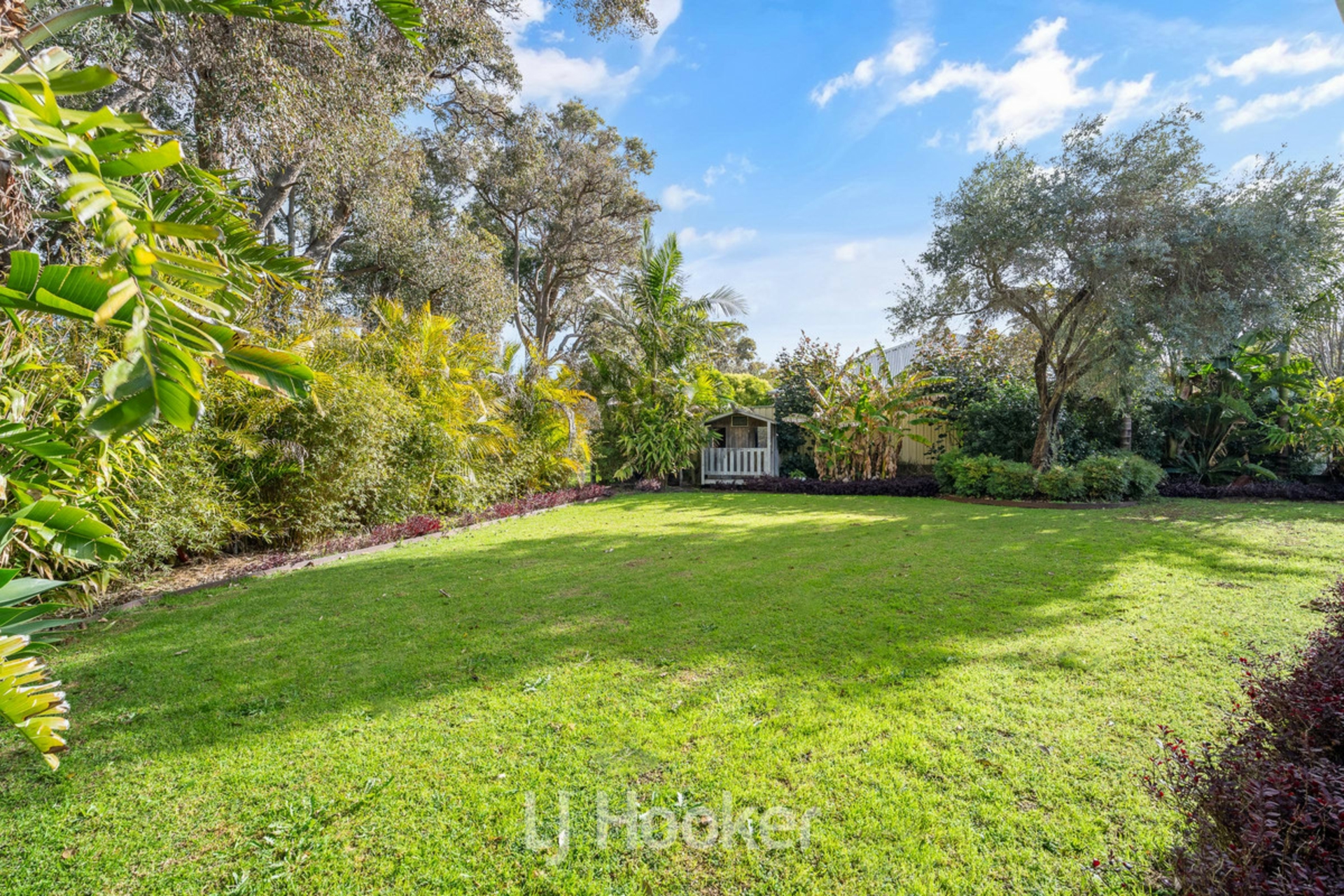 16 Woodynook Court — photo 23 of 24