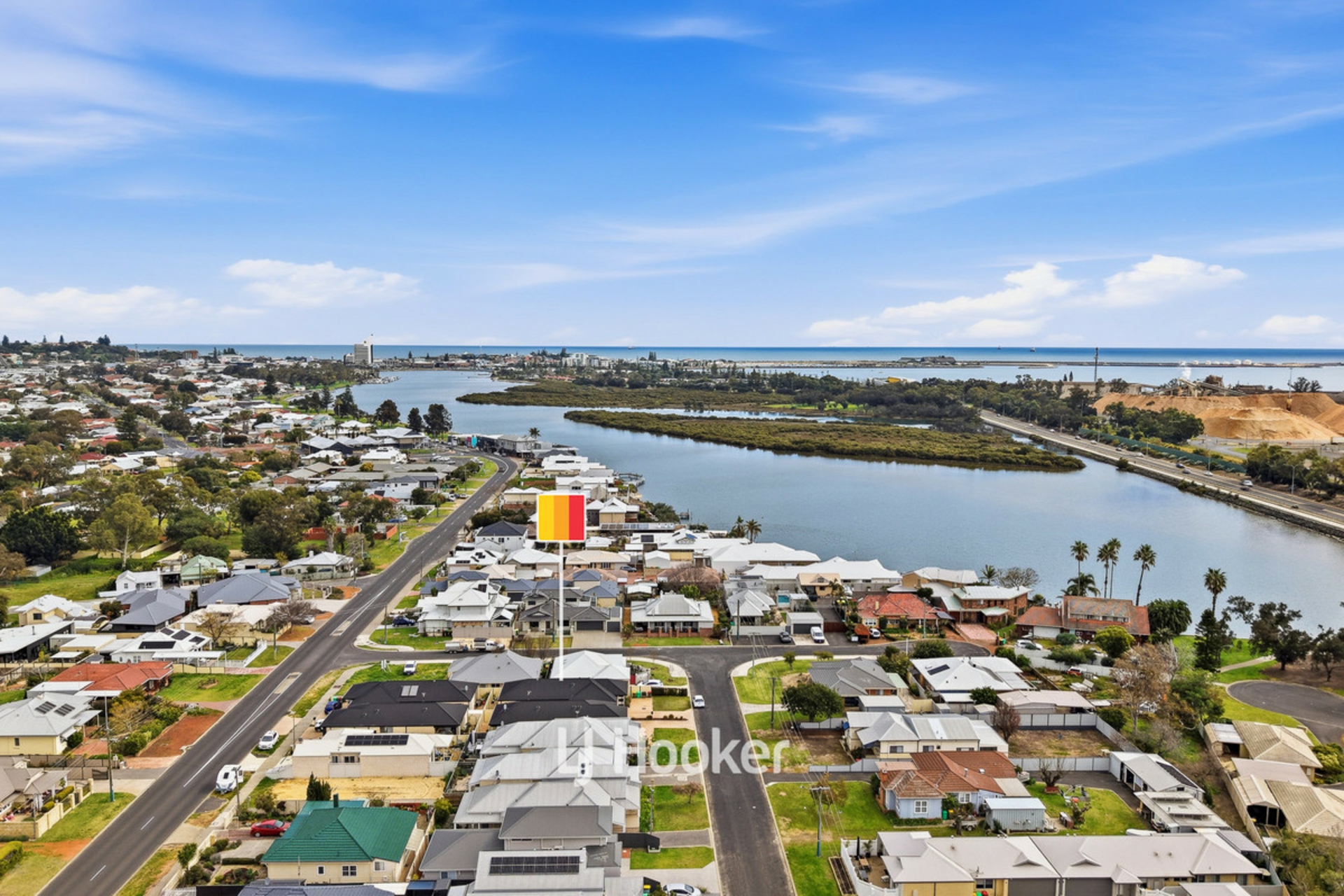 4A Taunton Street — photo from LJ Hooker Property South West WA