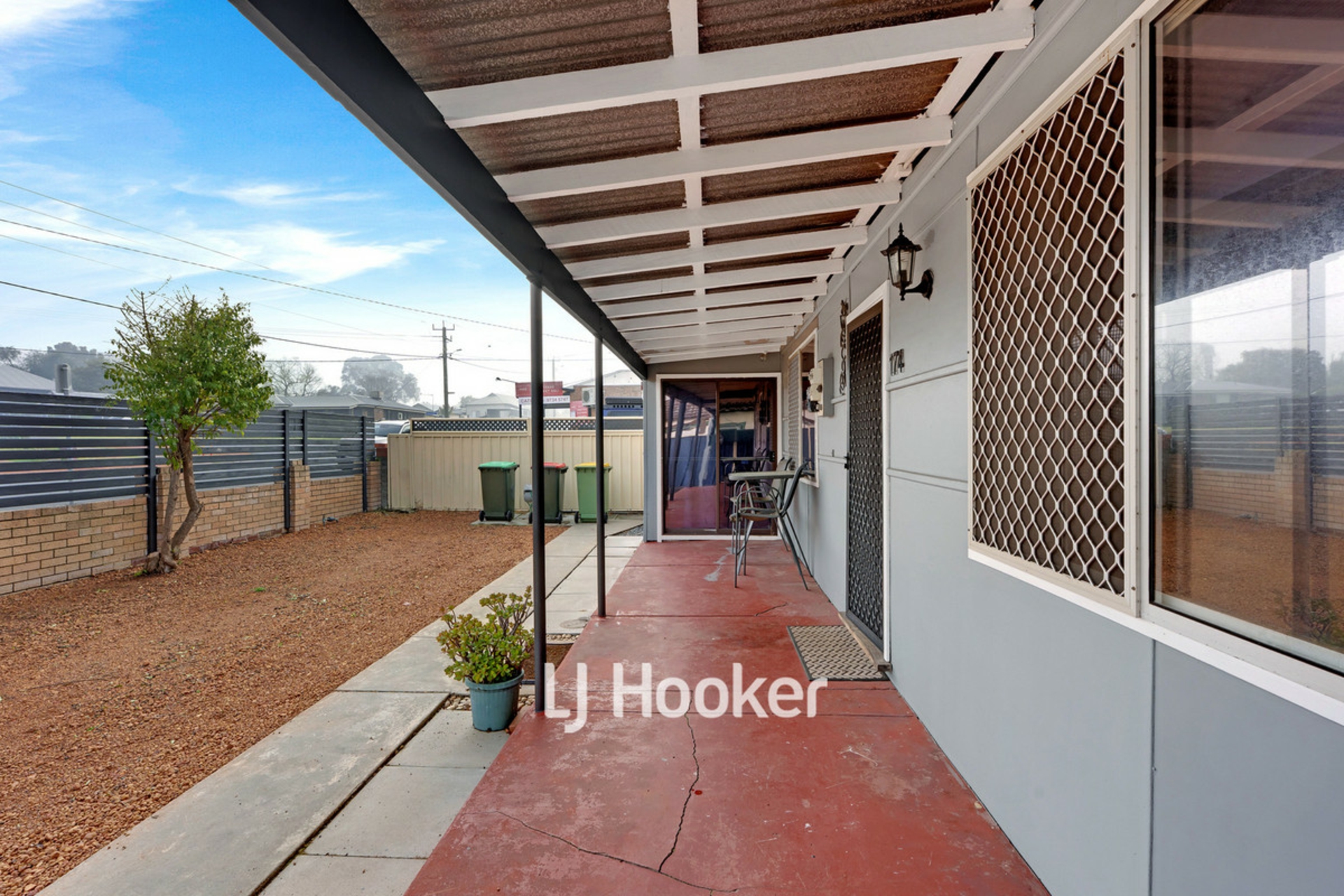 174 Steere Street North, Collie — photo 3 of 22