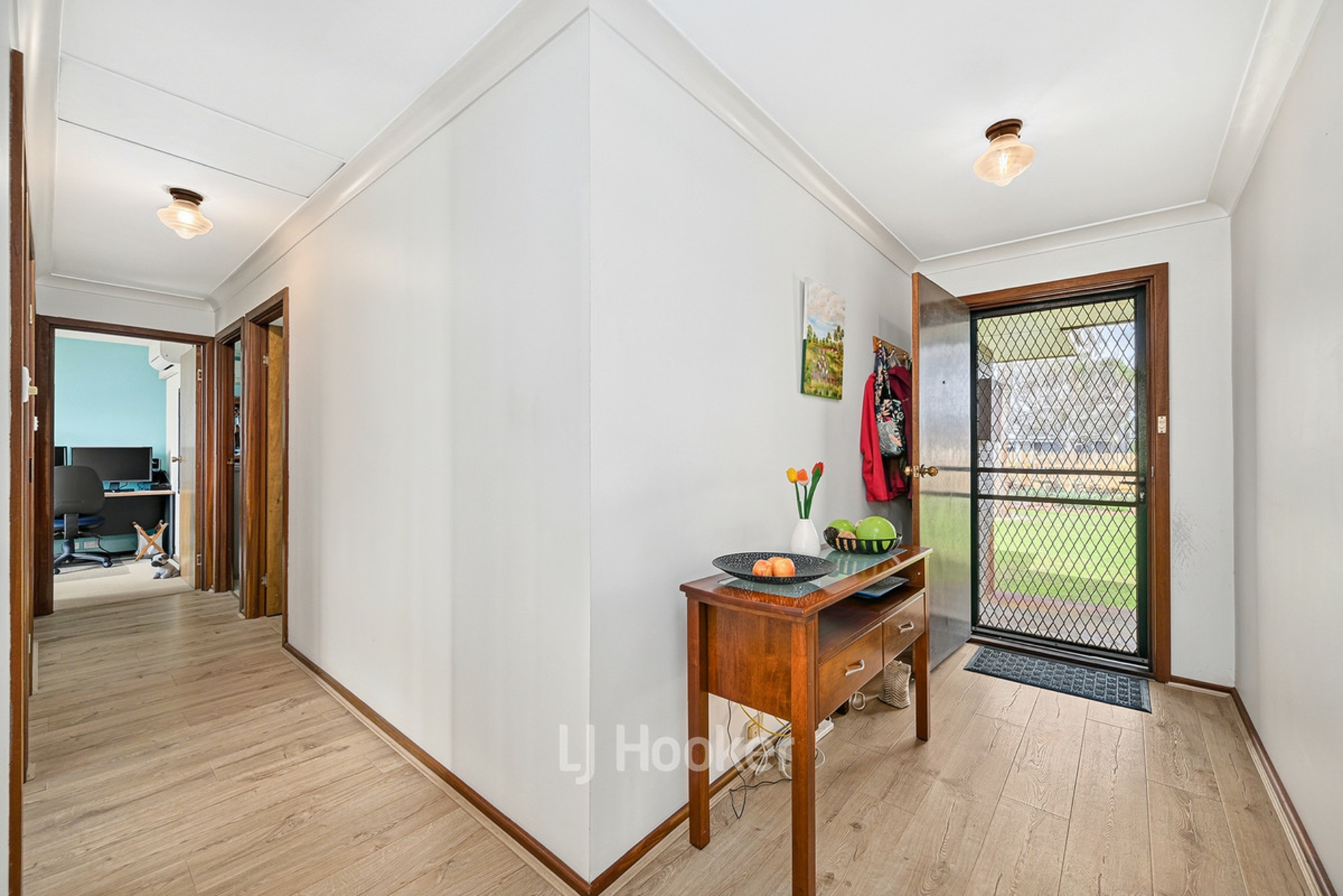 42 Lofthouse Avenue — photo 5 of 30
