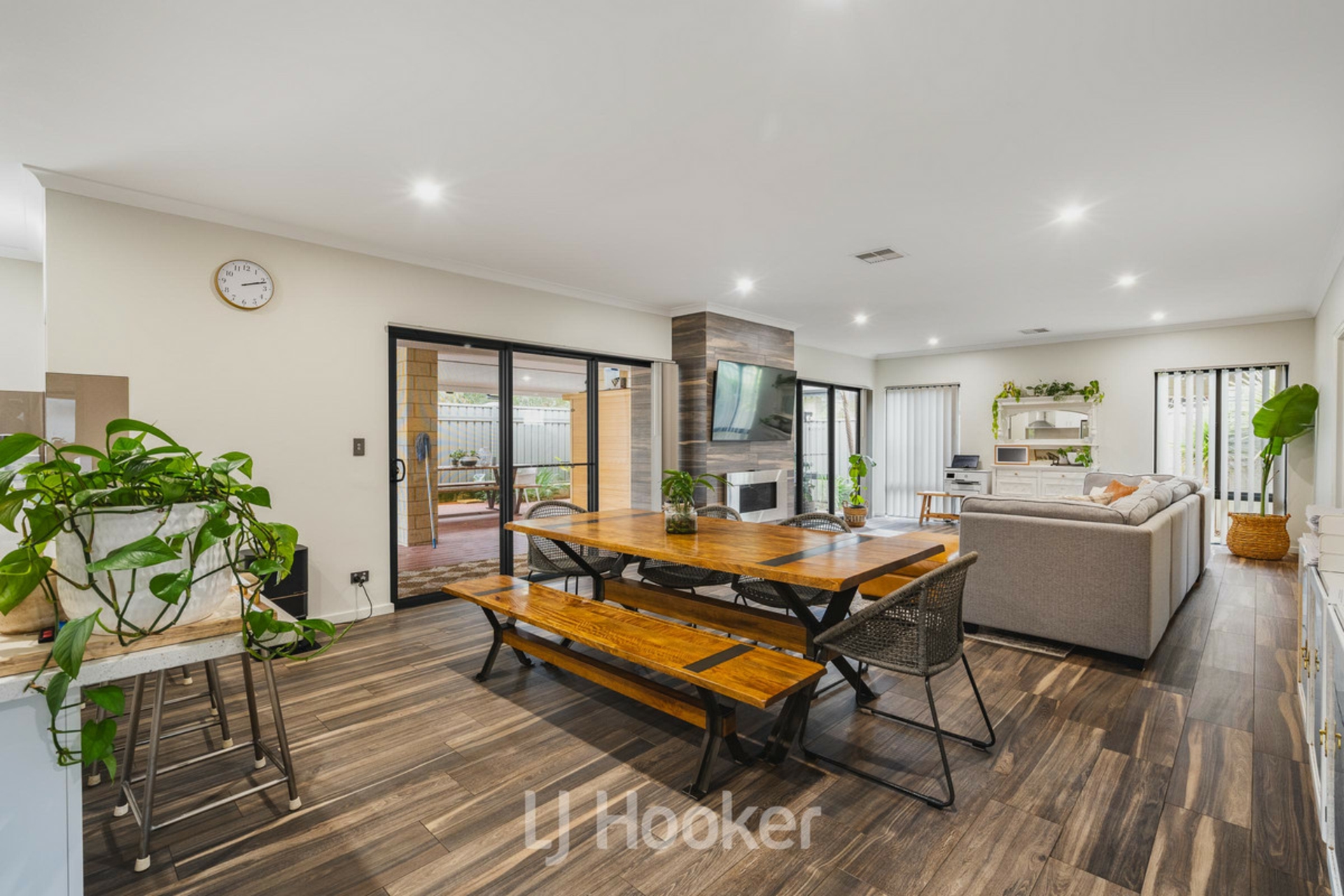 26 Plankton Street — photo 2 of 22