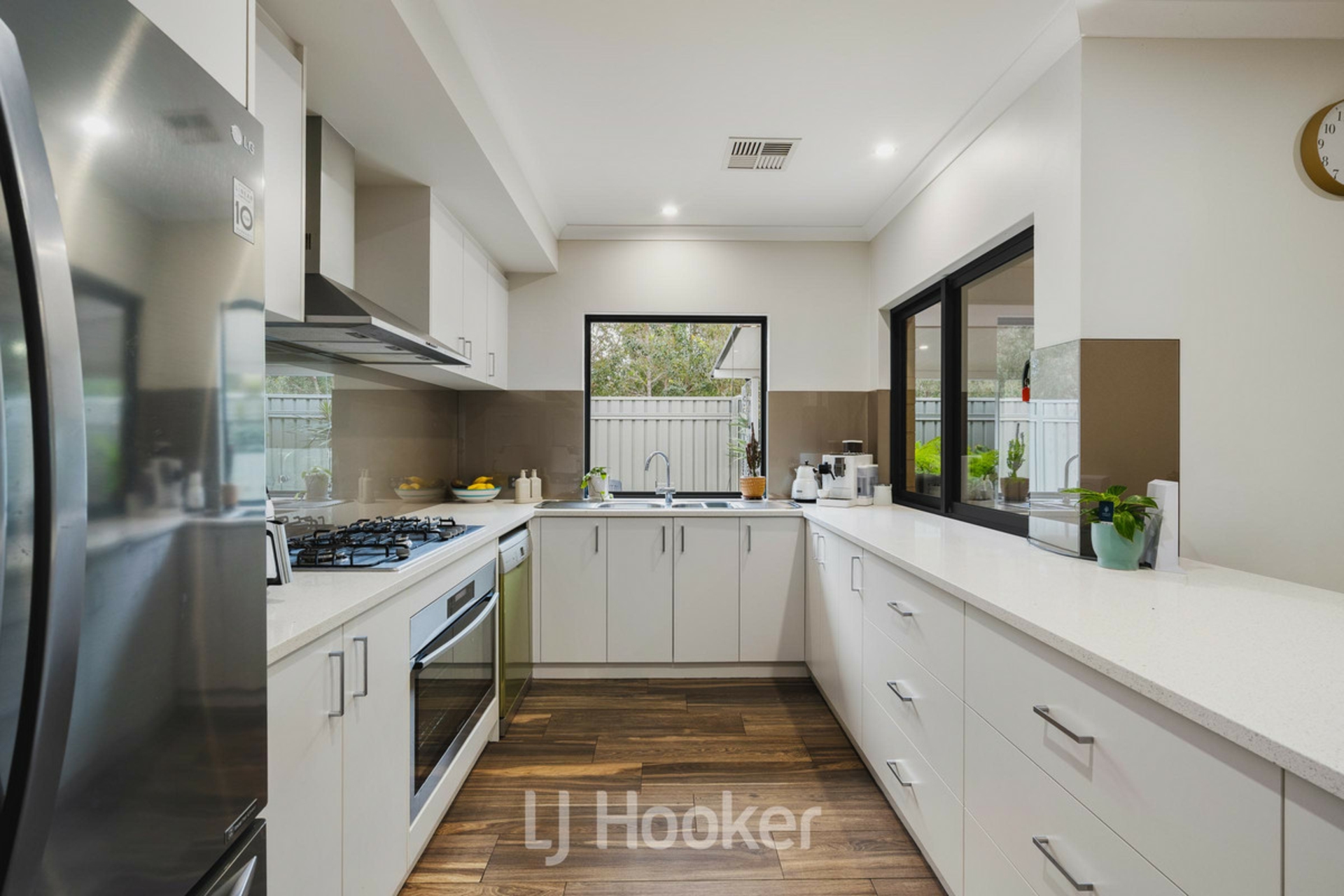 26 Plankton Street — photo 7 of 22