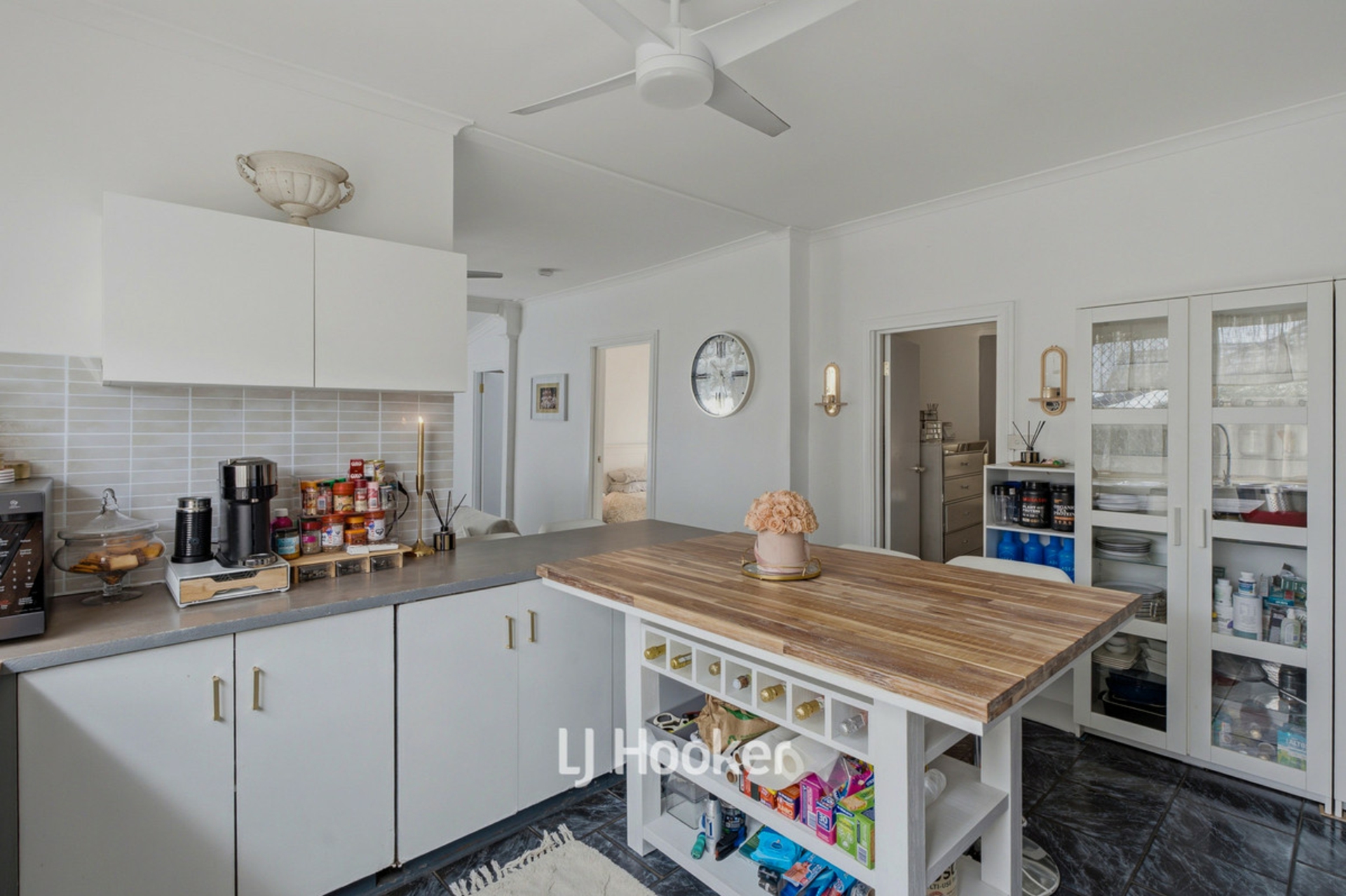 22 Raymond Street — photo 8 of 30