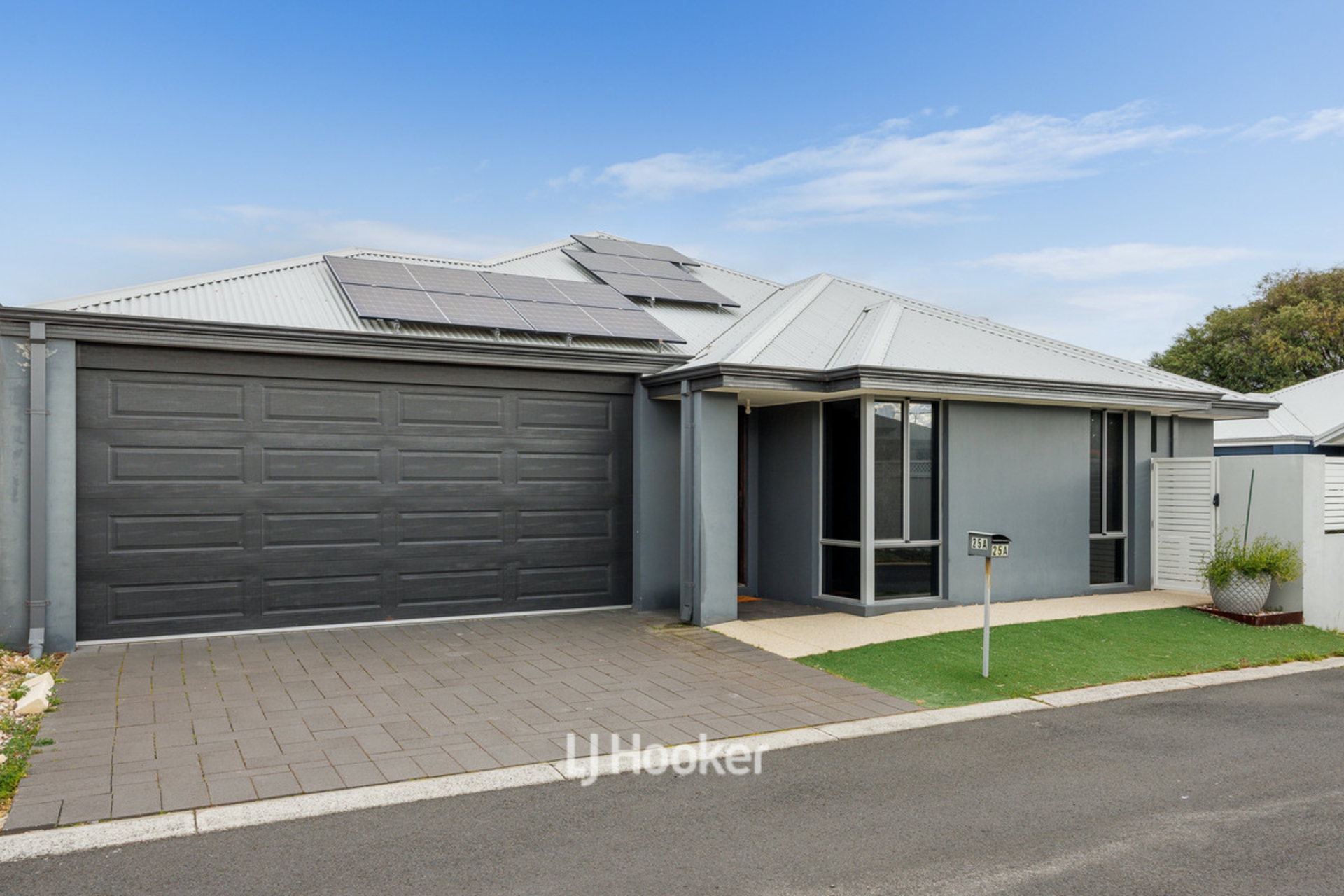 25a Farnell Street — photo from LJ Hooker Property South West WA