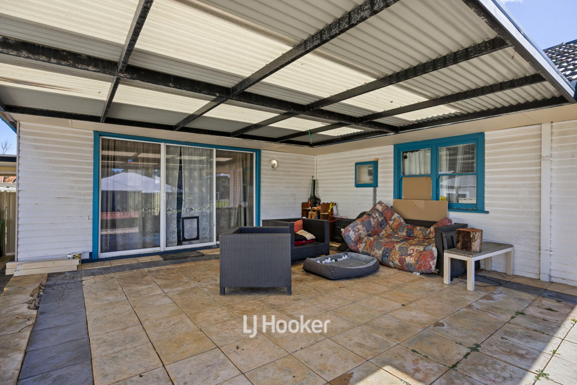 18 Absolon Street — photo from LJ Hooker Property South West WA
