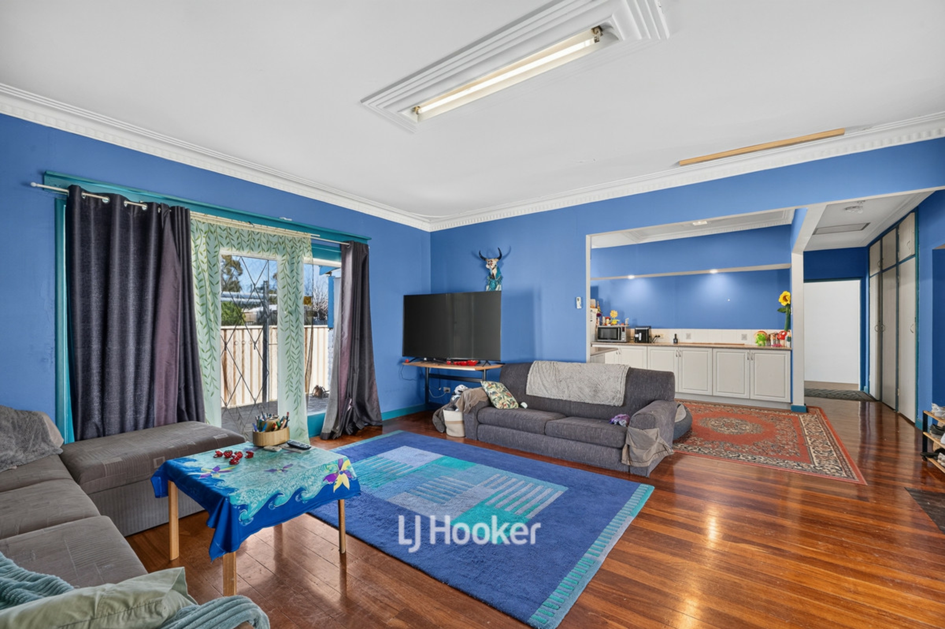 18 Absolon Street — photo 8 of 25