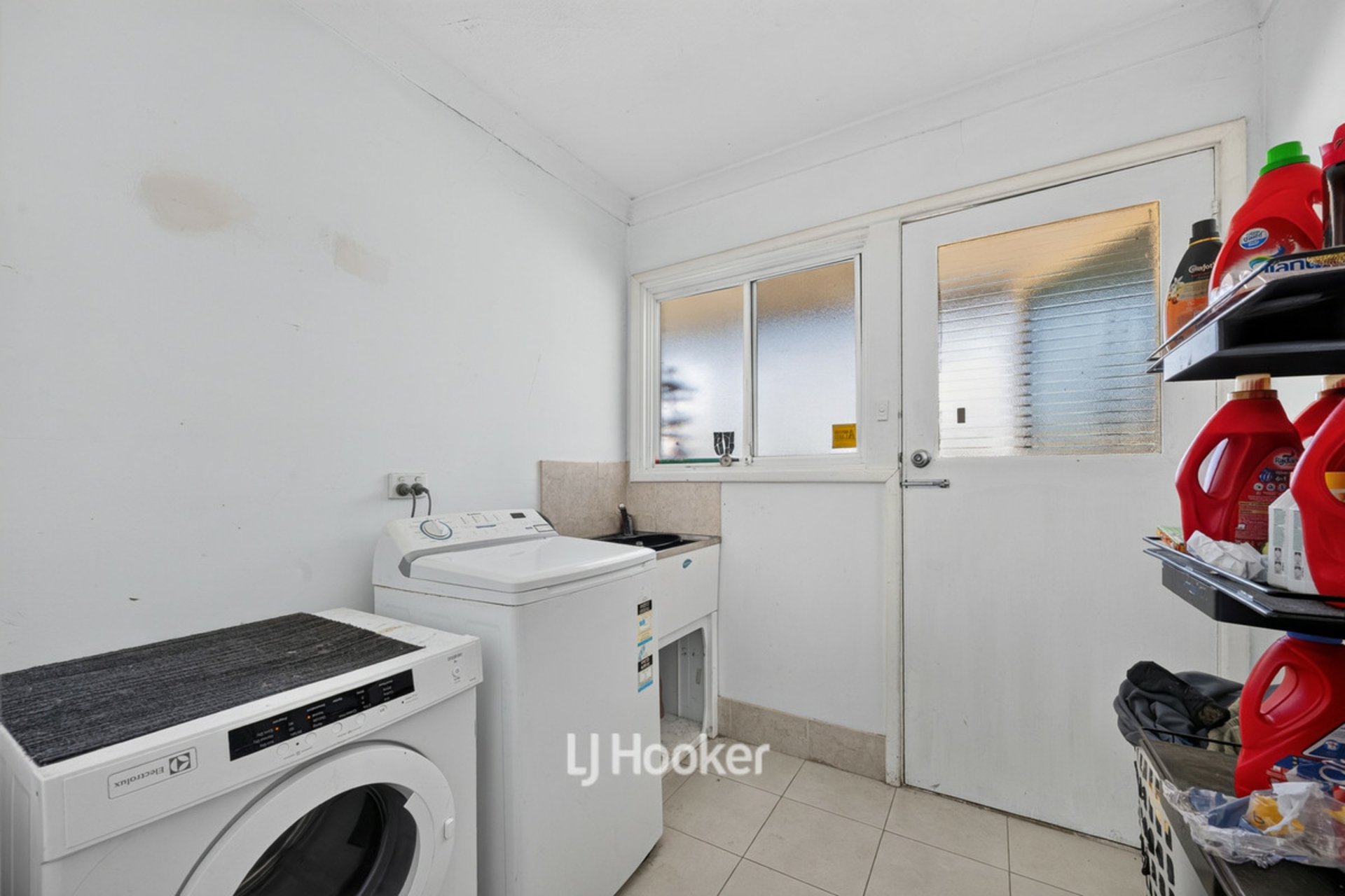 18 Absolon Street — photo 19 of 25