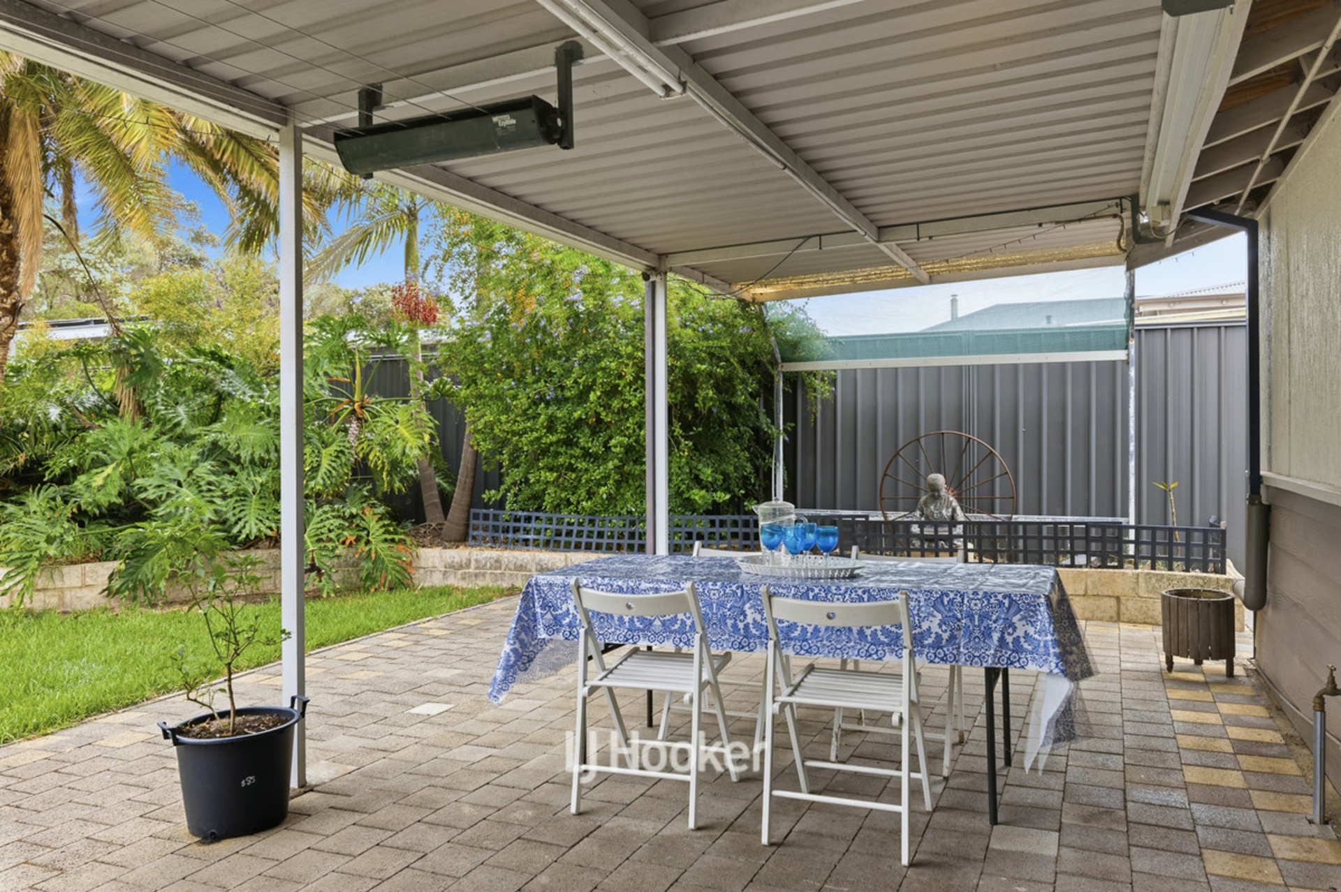 186 South Western Highway — photo 14 of 21
