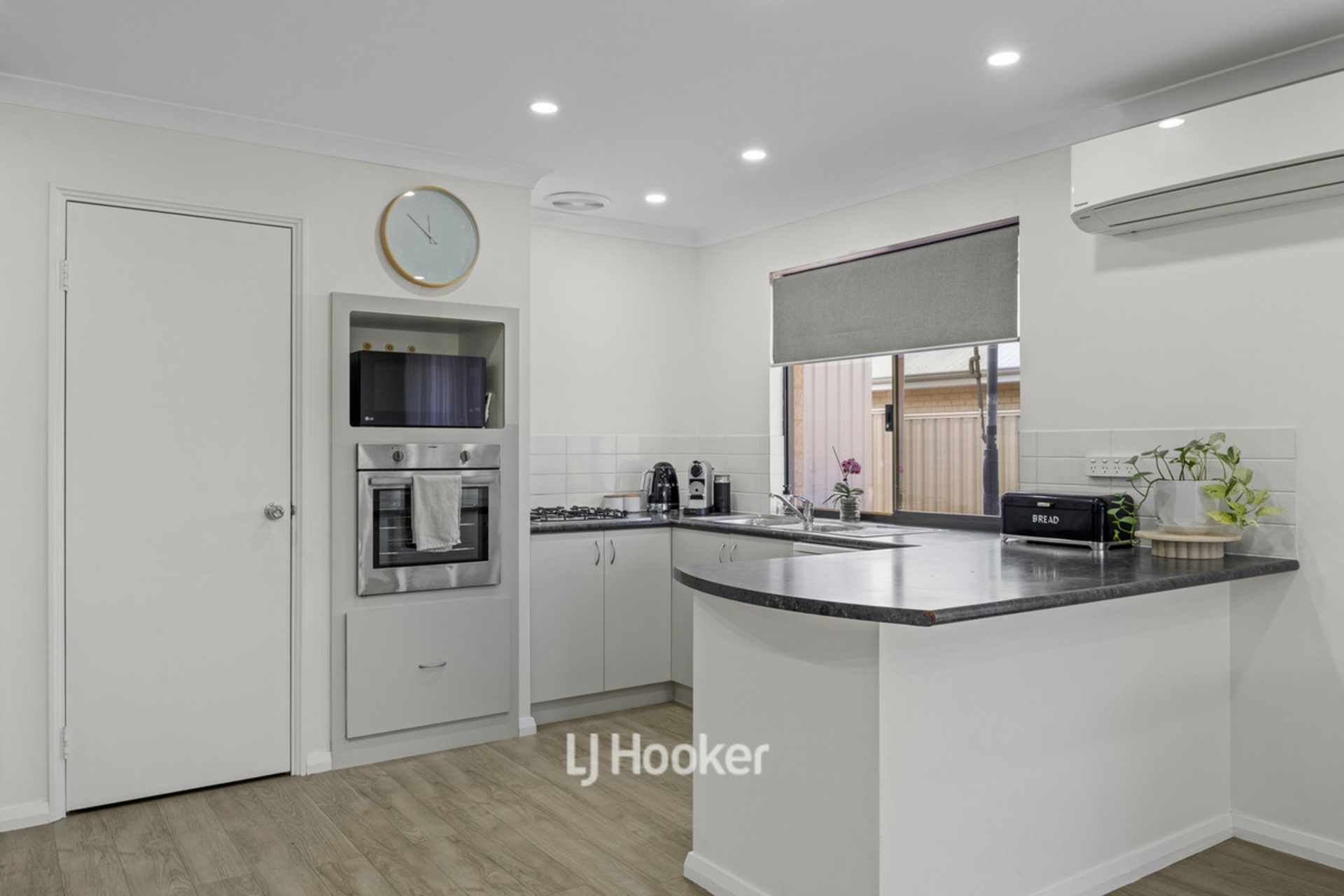 5 Mooralup Turn — photo 2 of 30