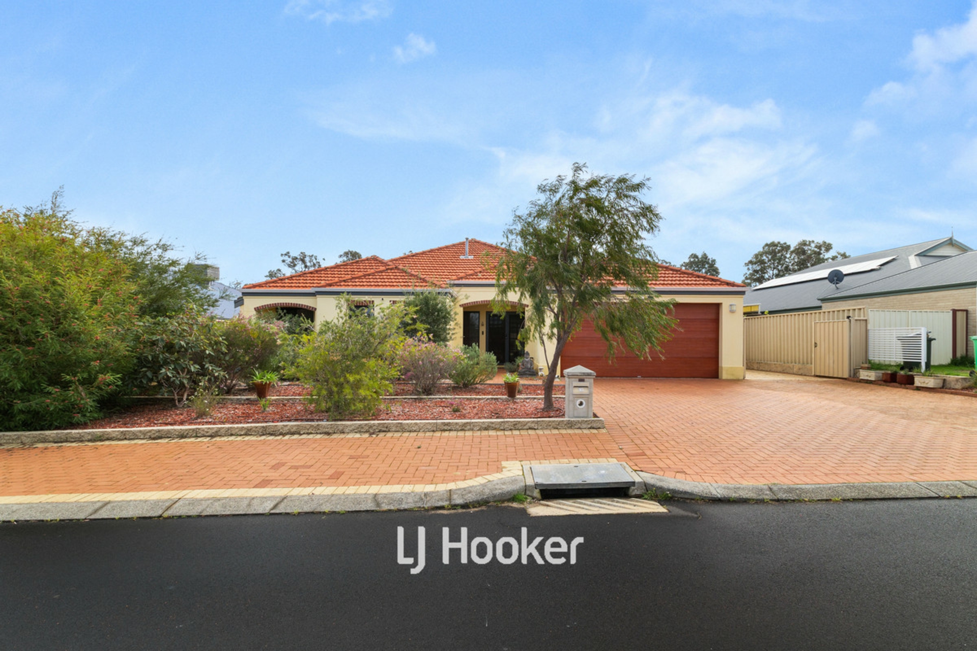 10 Sewell Road — photo from LJ Hooker Property South West WA
