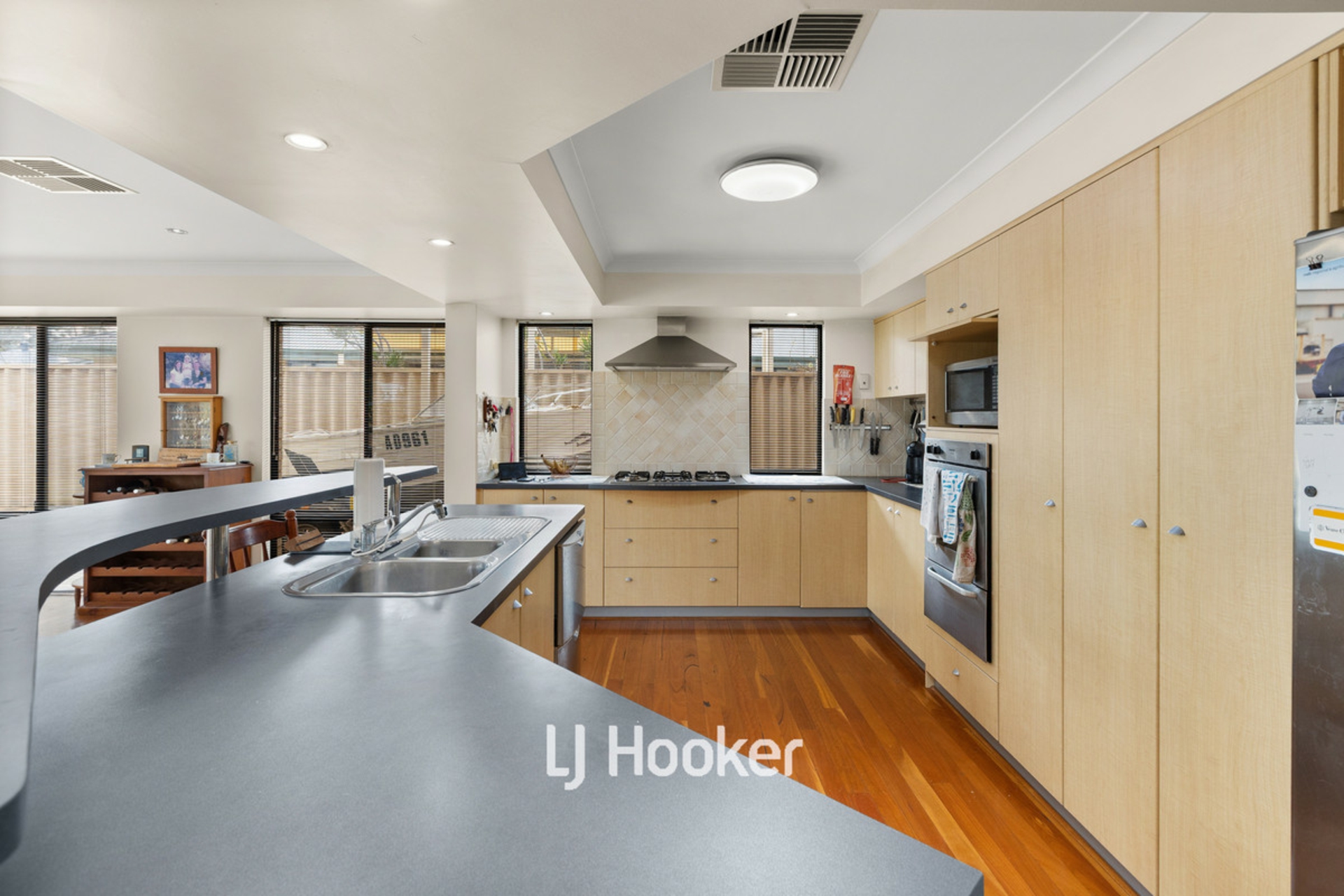 10 Sewell Road — photo 7 of 25