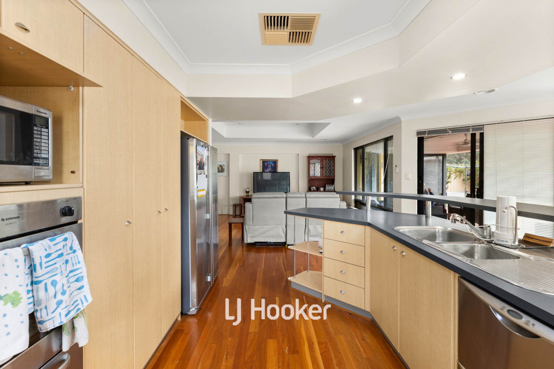 10 Sewell Road — photo 8 of 25
