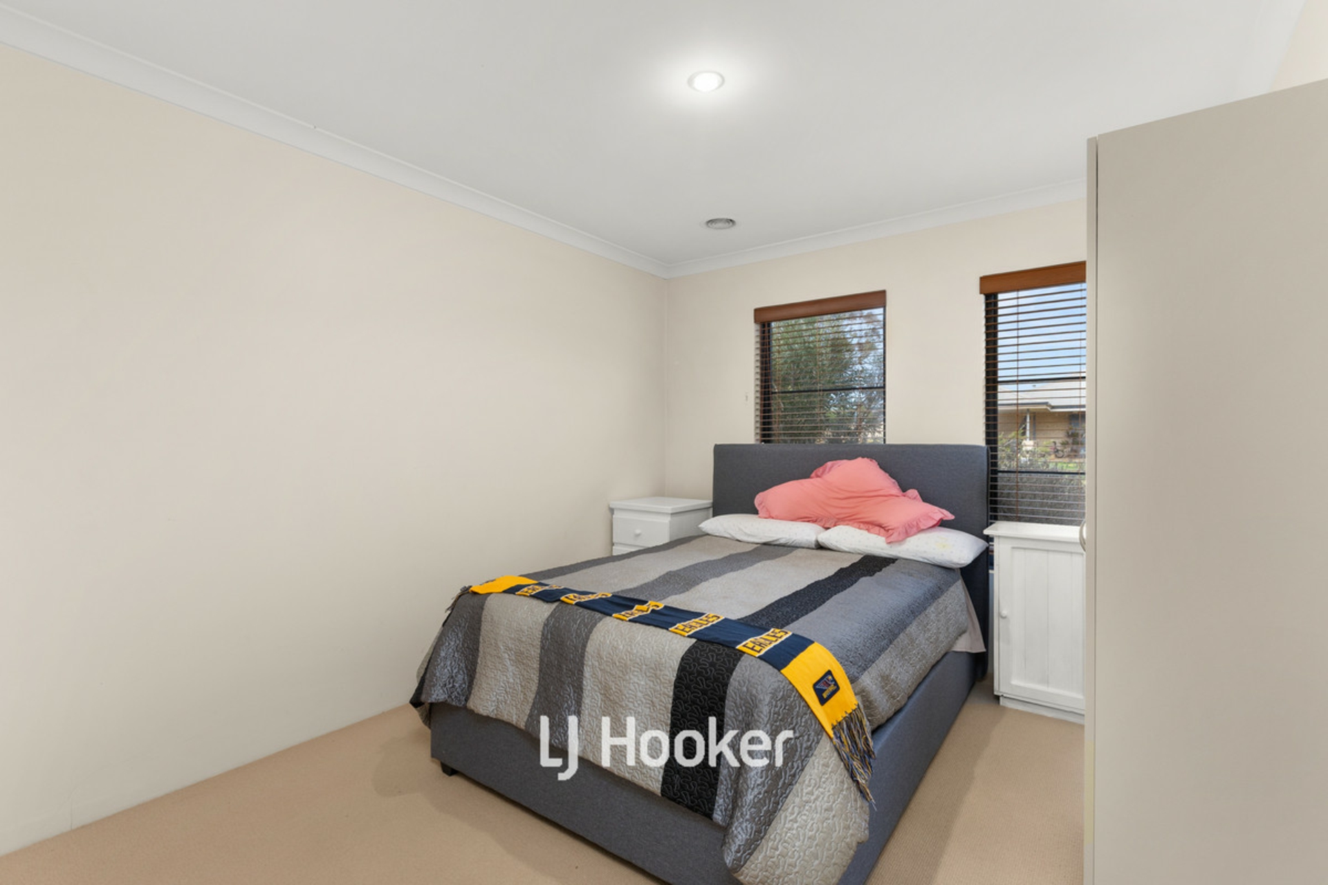 10 Sewell Road — photo 15 of 25