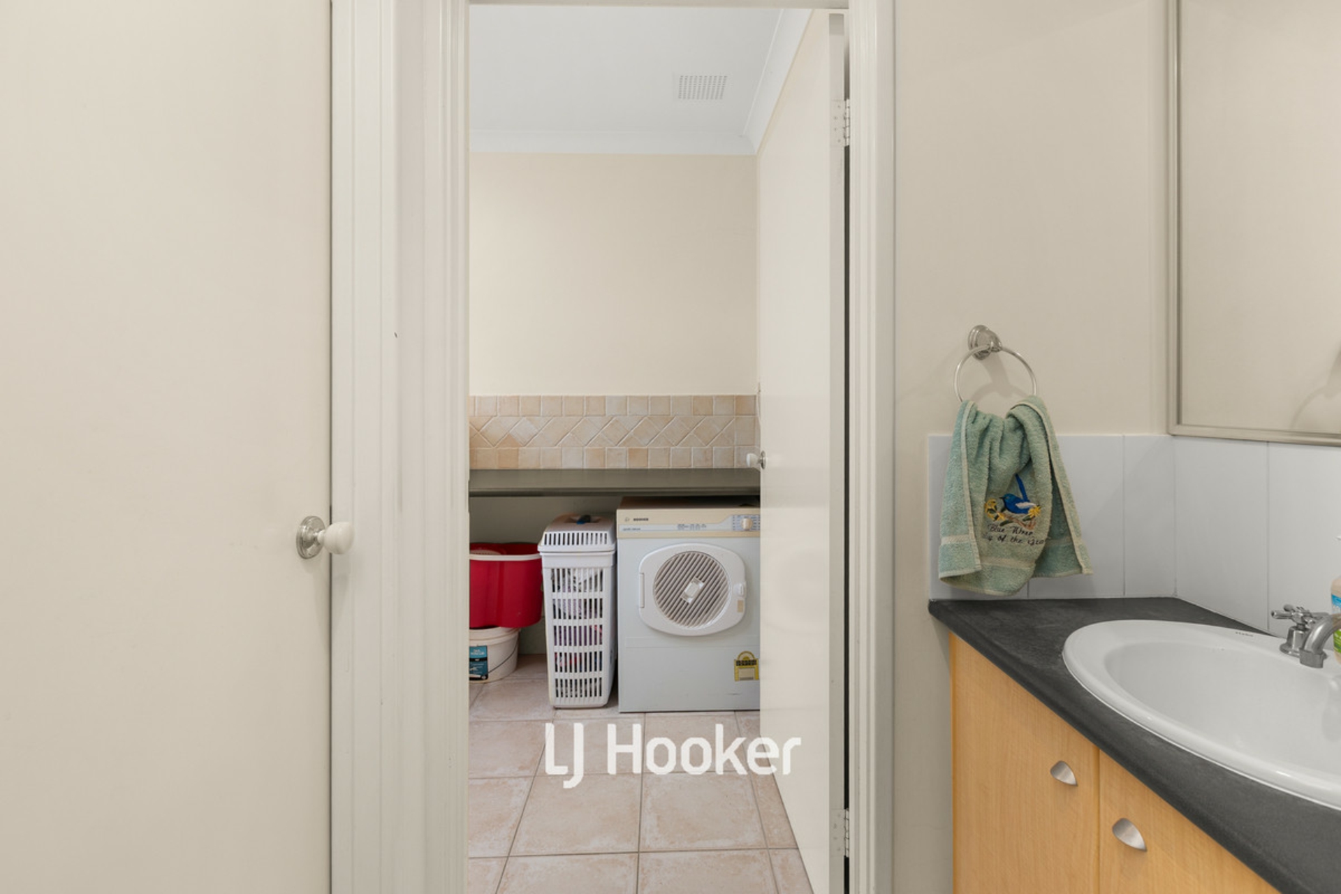 10 Sewell Road — photo 18 of 25
