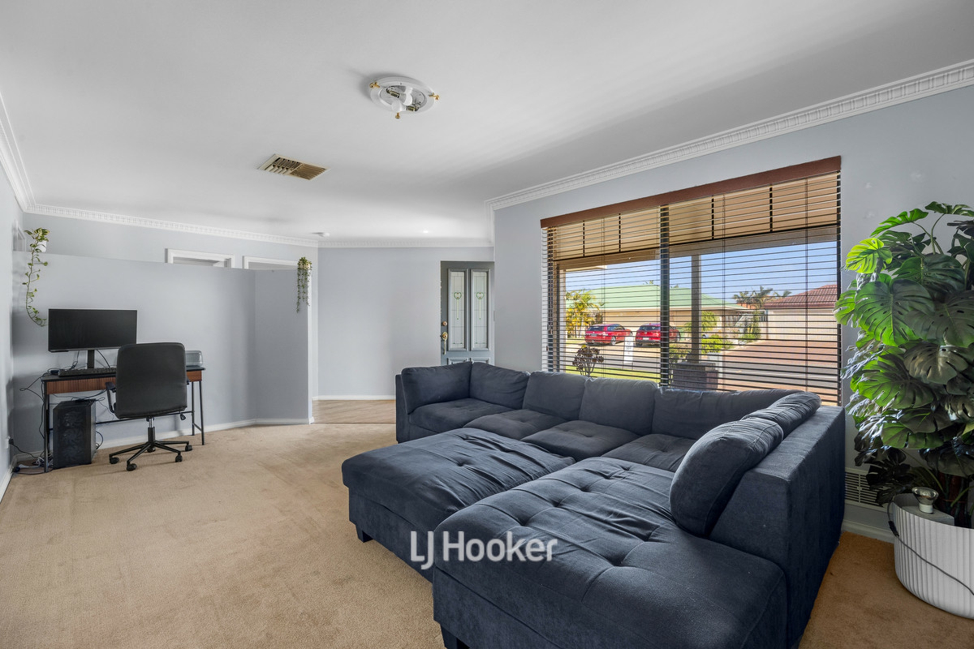 24 Barton Drive — photo 7 of 30