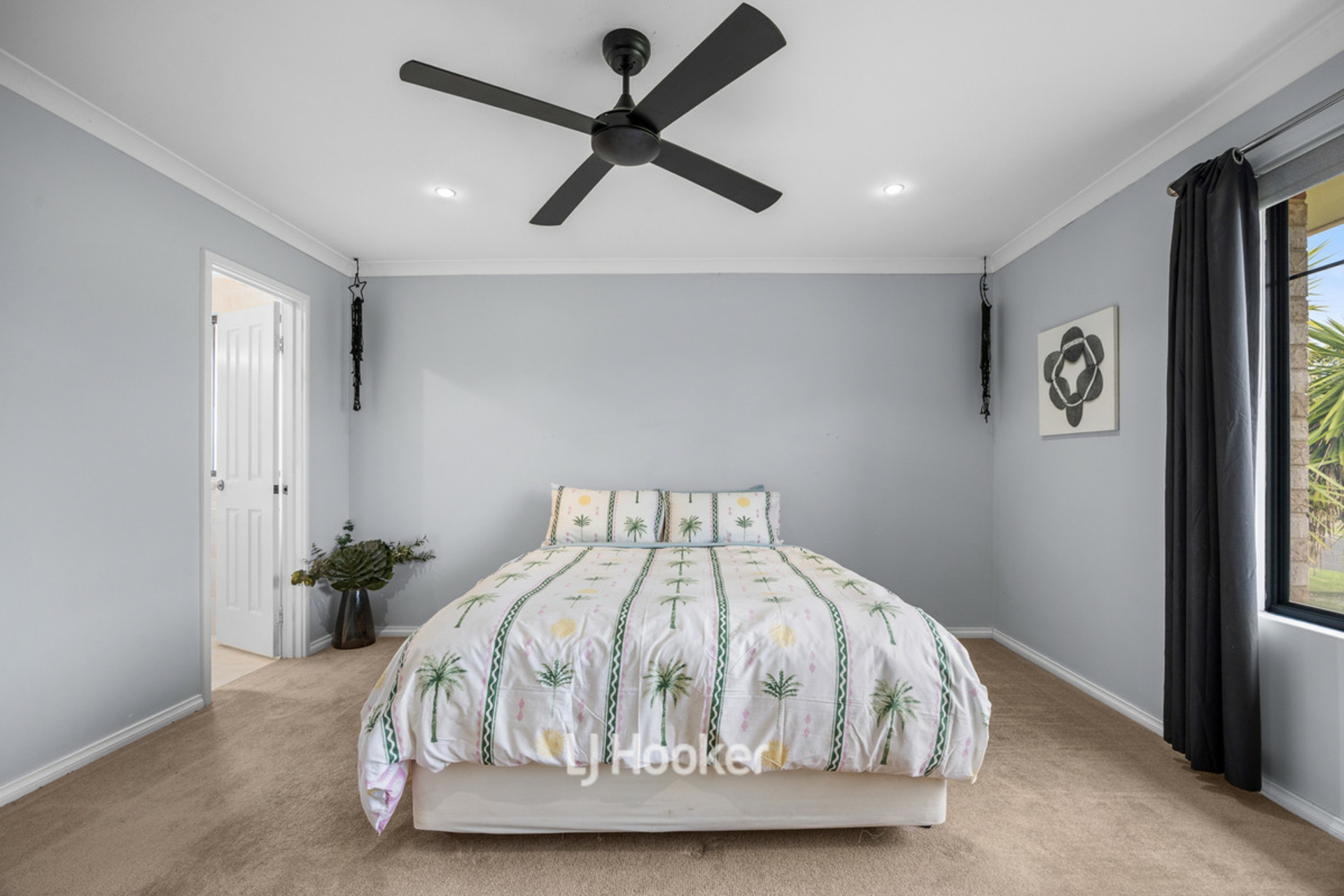 24 Barton Drive — photo 10 of 30